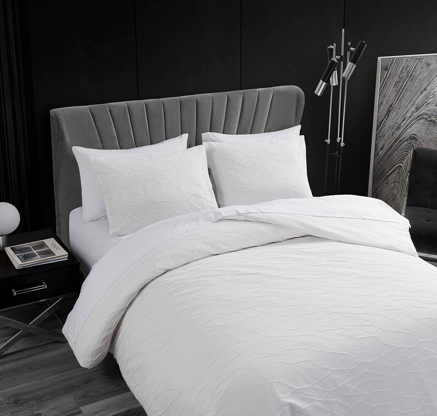 Vera Wang Vera Wang Abstract Crinkle White Comforter Set