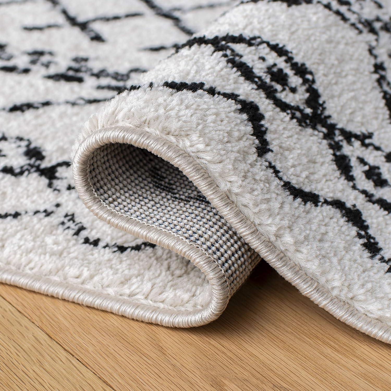 Tulum TUL268 Power Loomed Area Rug - Ivory/Black - 6'7"x6'7" - Safavieh.
