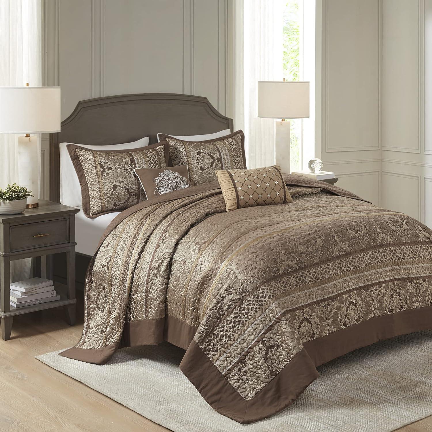 Bellagio 5 Piece Reversible Jacquared Coverlet Set