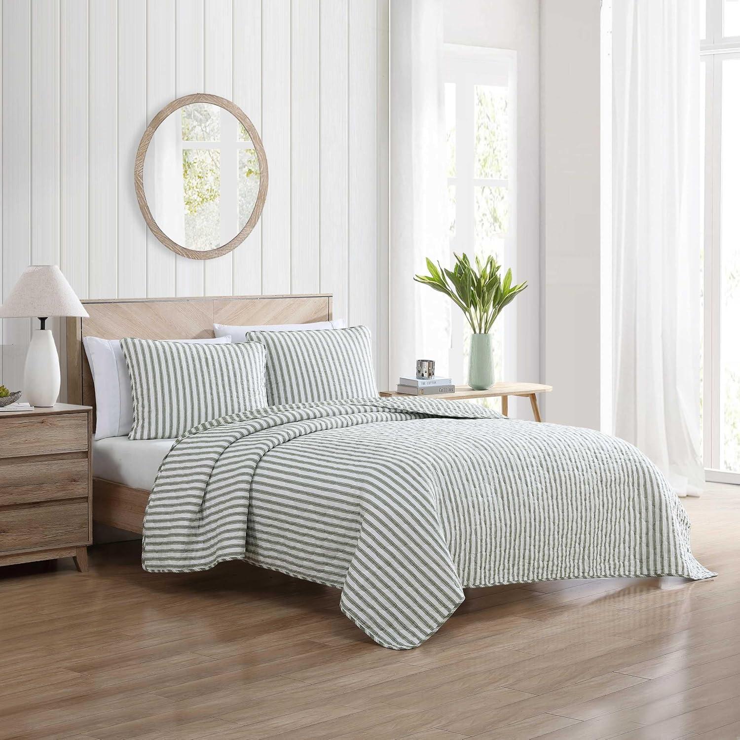 Ivory and Sage Twin Reversible Cotton Quilt Set