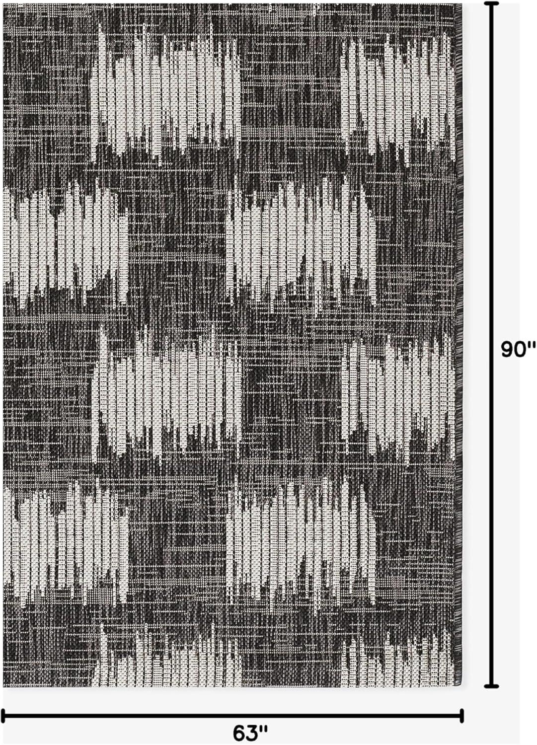 Charcoal Geometric Washable Synthetic Rectangular Rug 5'3" x 7'6"