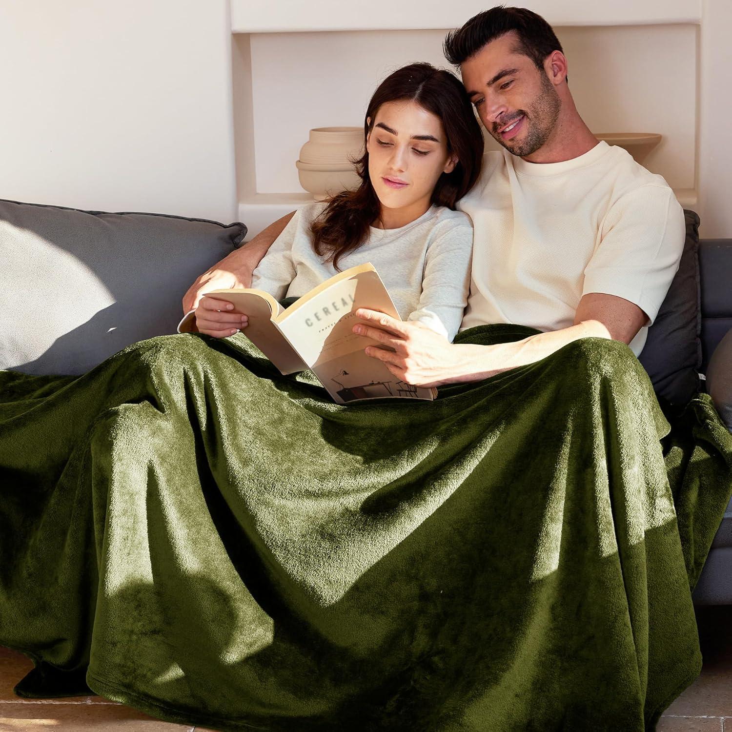 Pavilia Hand Woven Throw Blanket