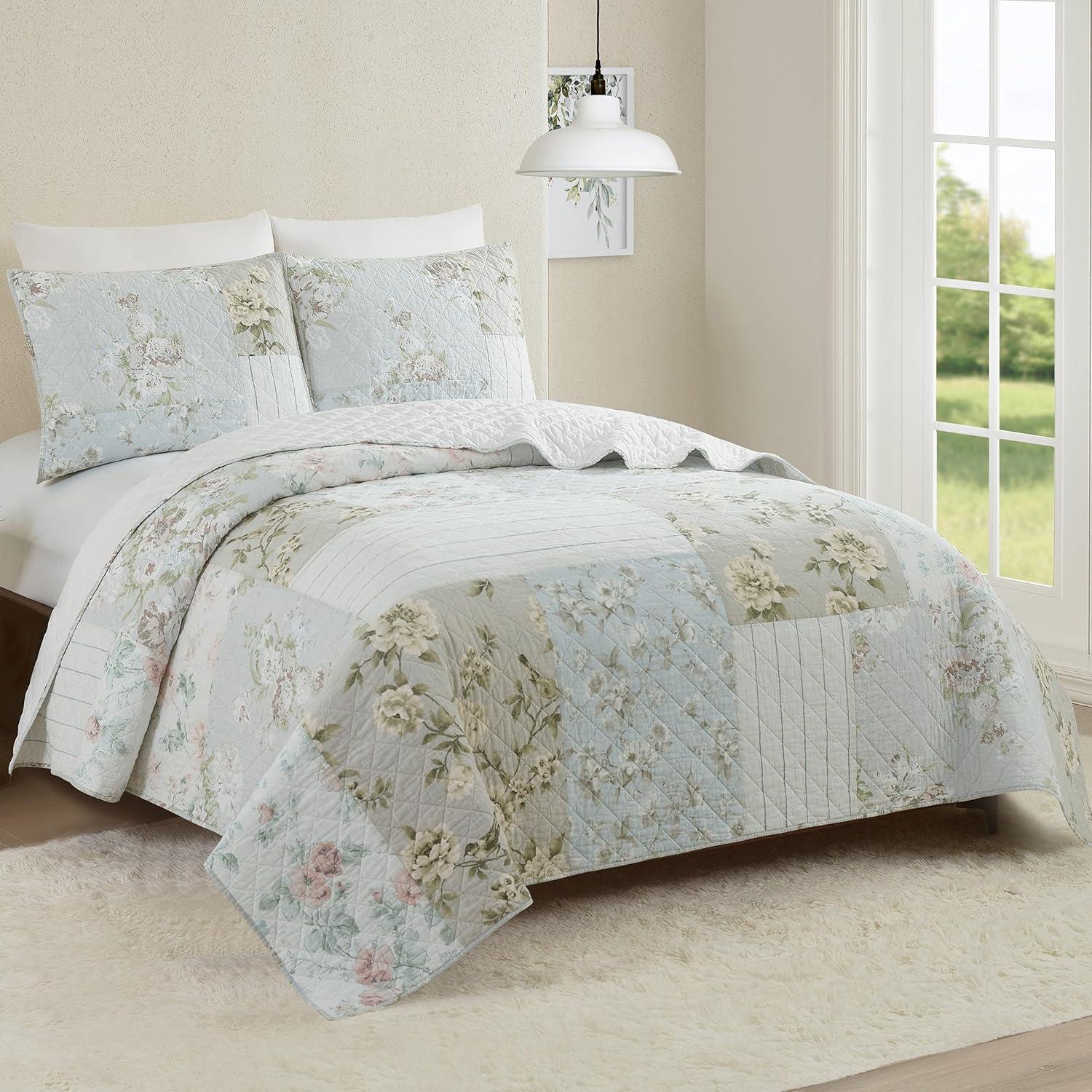 Modern Heirloom Coventry Floral Patchwork Printed Quilt Set