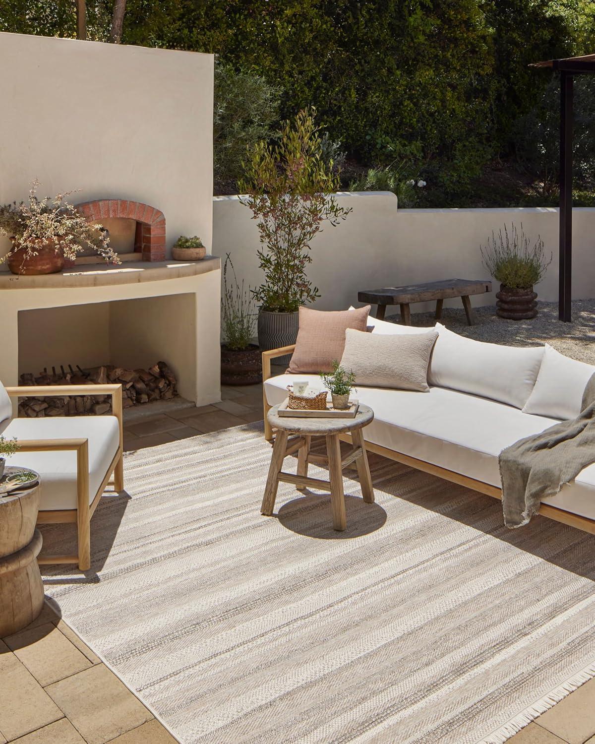 Malibu I Indoor / Outdoor Rug by Amber Lewis x Loloi - Ivory and Dove / 2'3" x 3'9"