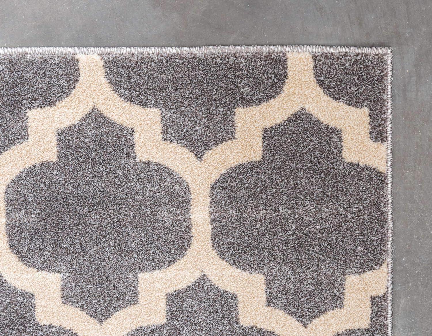 Unique Loom 5' 4 x 6' 1 Trellis Philadelphia Dark Gray Area Rug