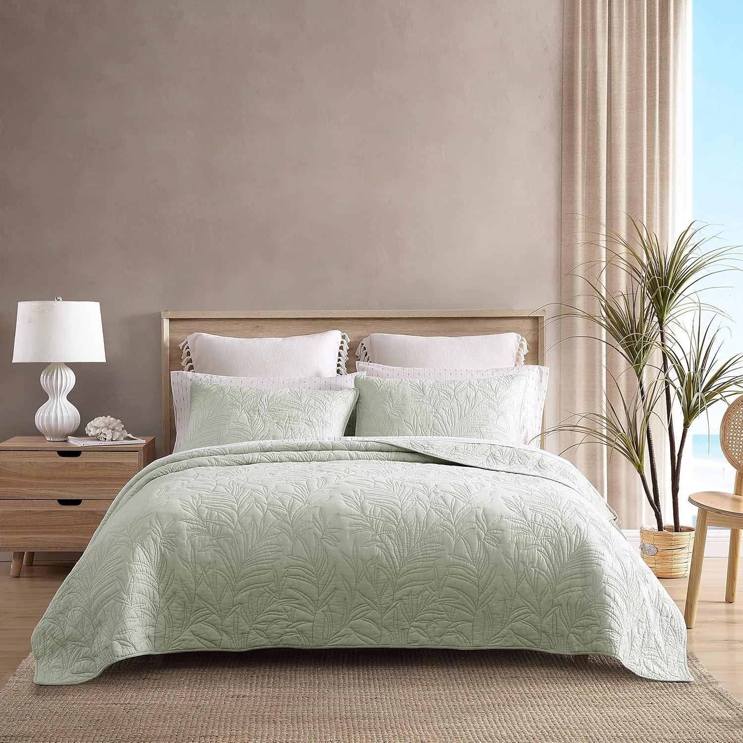 Full/Queen Costa Sera Solid Quilt Green - Tommy Bahama: Reversible Bedspread, Midweight Fabric, Machine Washable