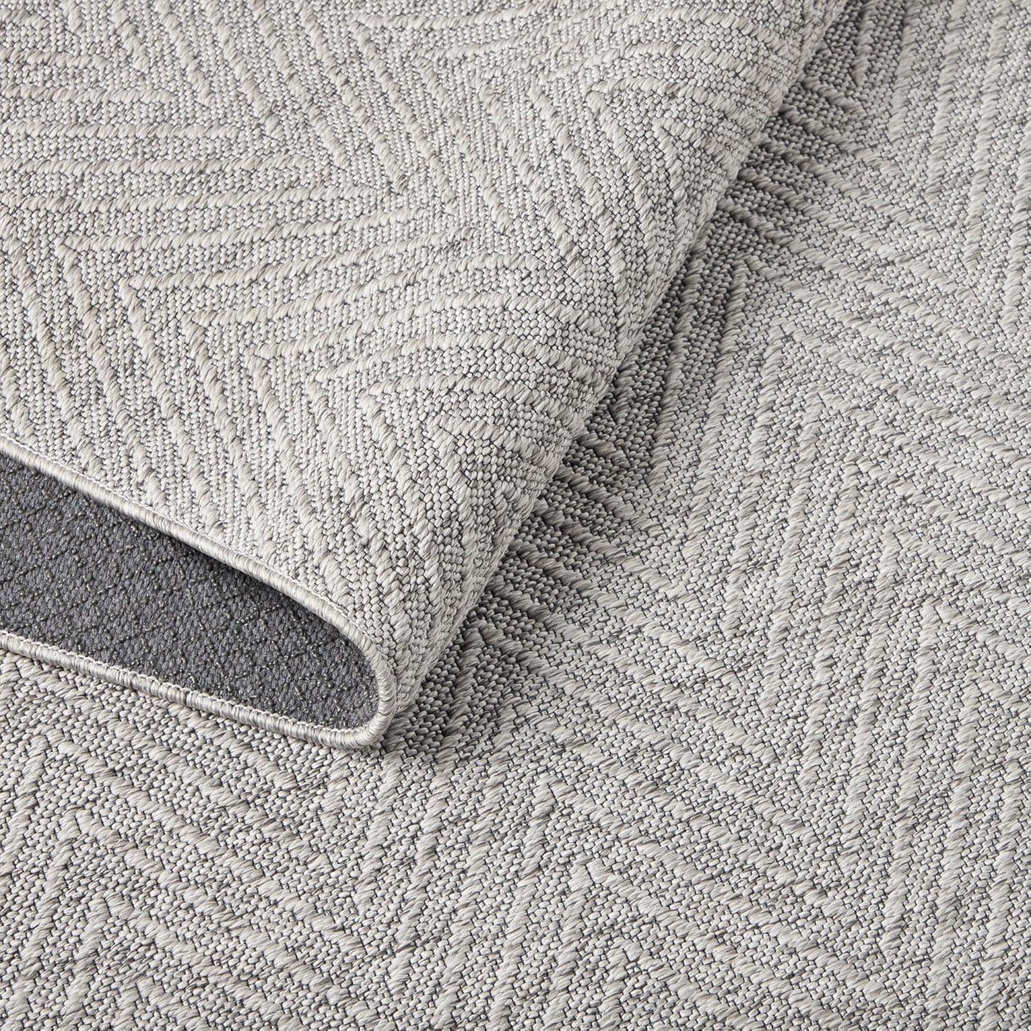 Gray Herringbone Textured Washable Synthetic Area Rug, 7'10"x10'2"