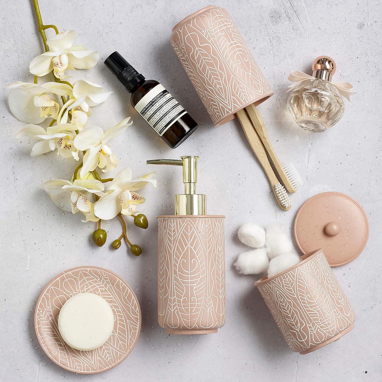 Premium Coral Pink Bathroom Accessories Set. Bathroom Set. Bathroom Decor. Accesorios para Baños. New Apartment Essentials. Toothbrush Holder and Soap Dispenser.