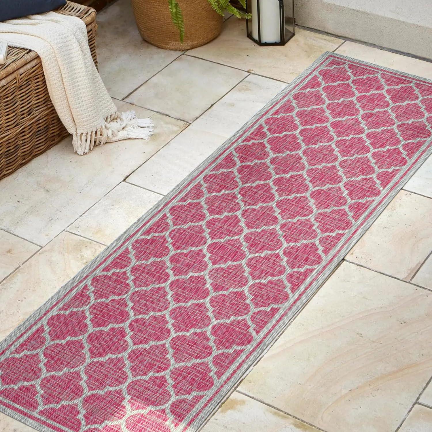 Trebol Moroccan Trellis Textured Weave Indoor/Outdoor Area Rug - JONATHAN Y