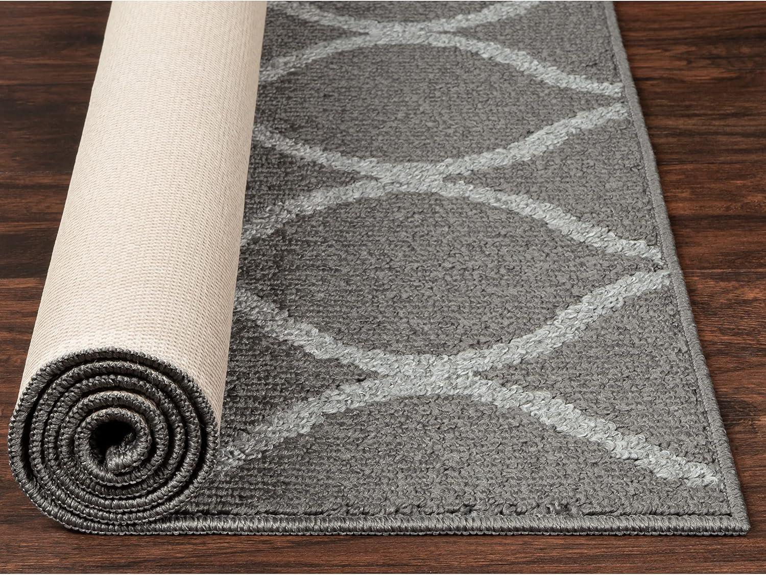 Gray Tufted Washable Synthetic 5' x 7' Area Rug