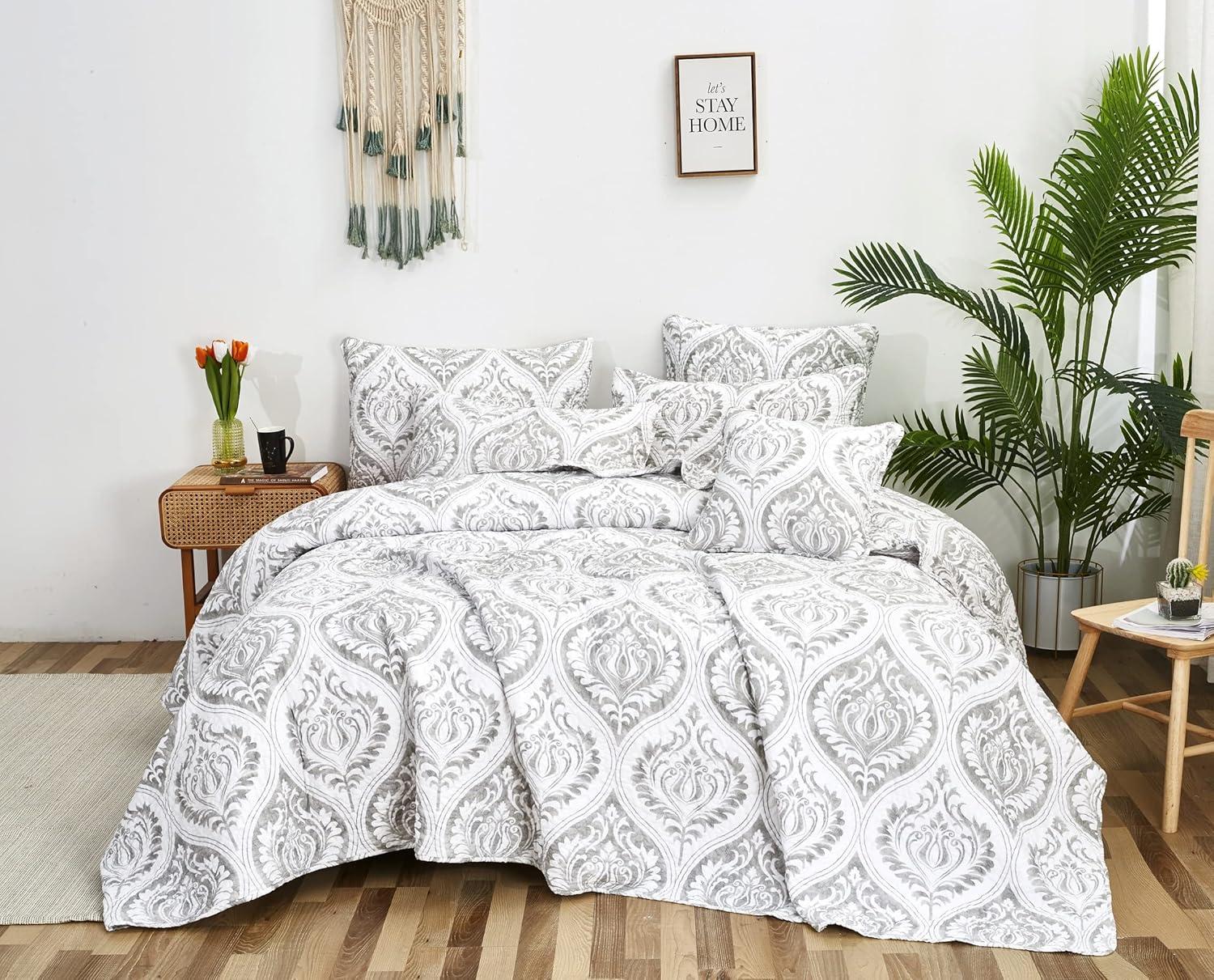 Traditional Damask Coverlet Set