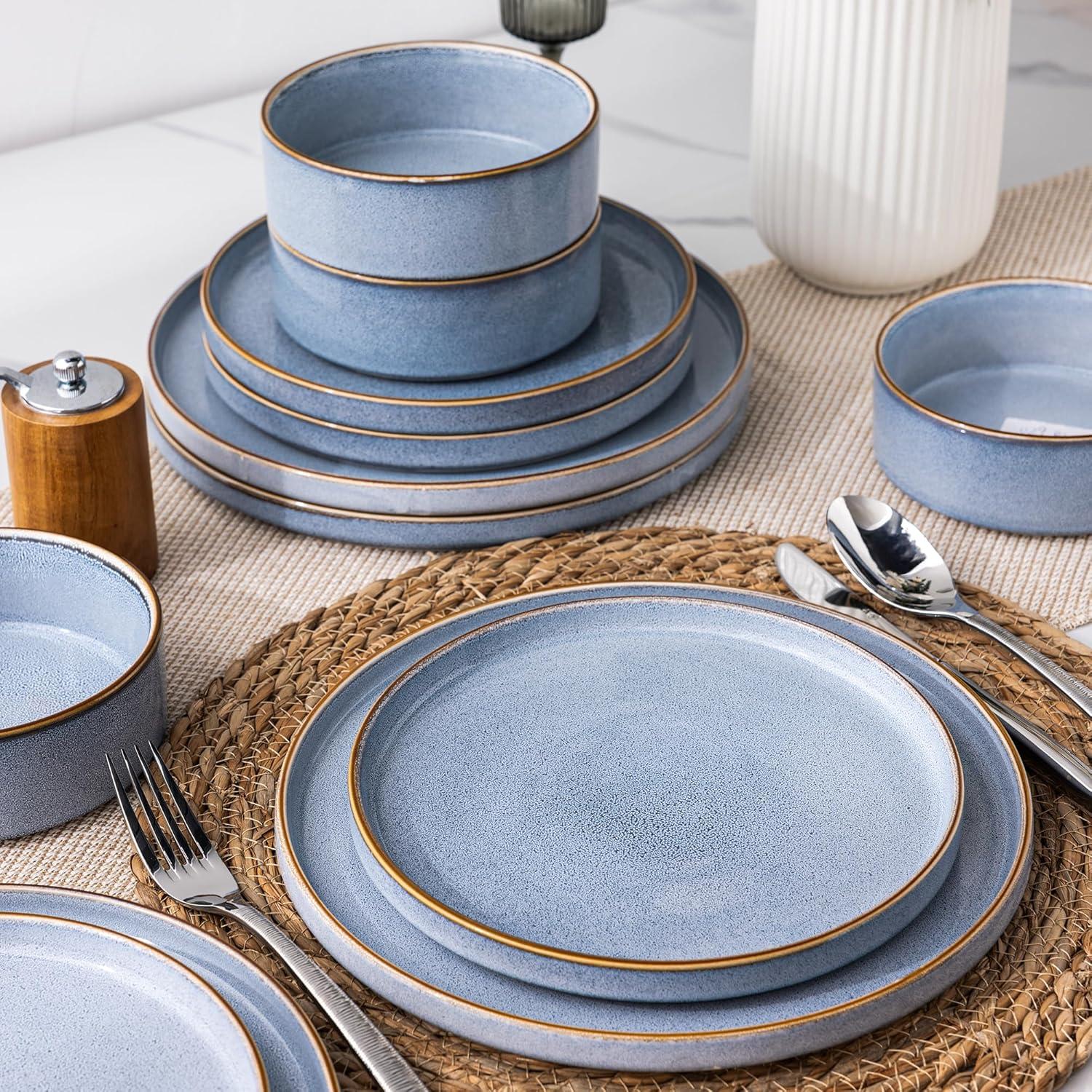 Brunnera Blue and White Porcelain Dinnerware Set for 4