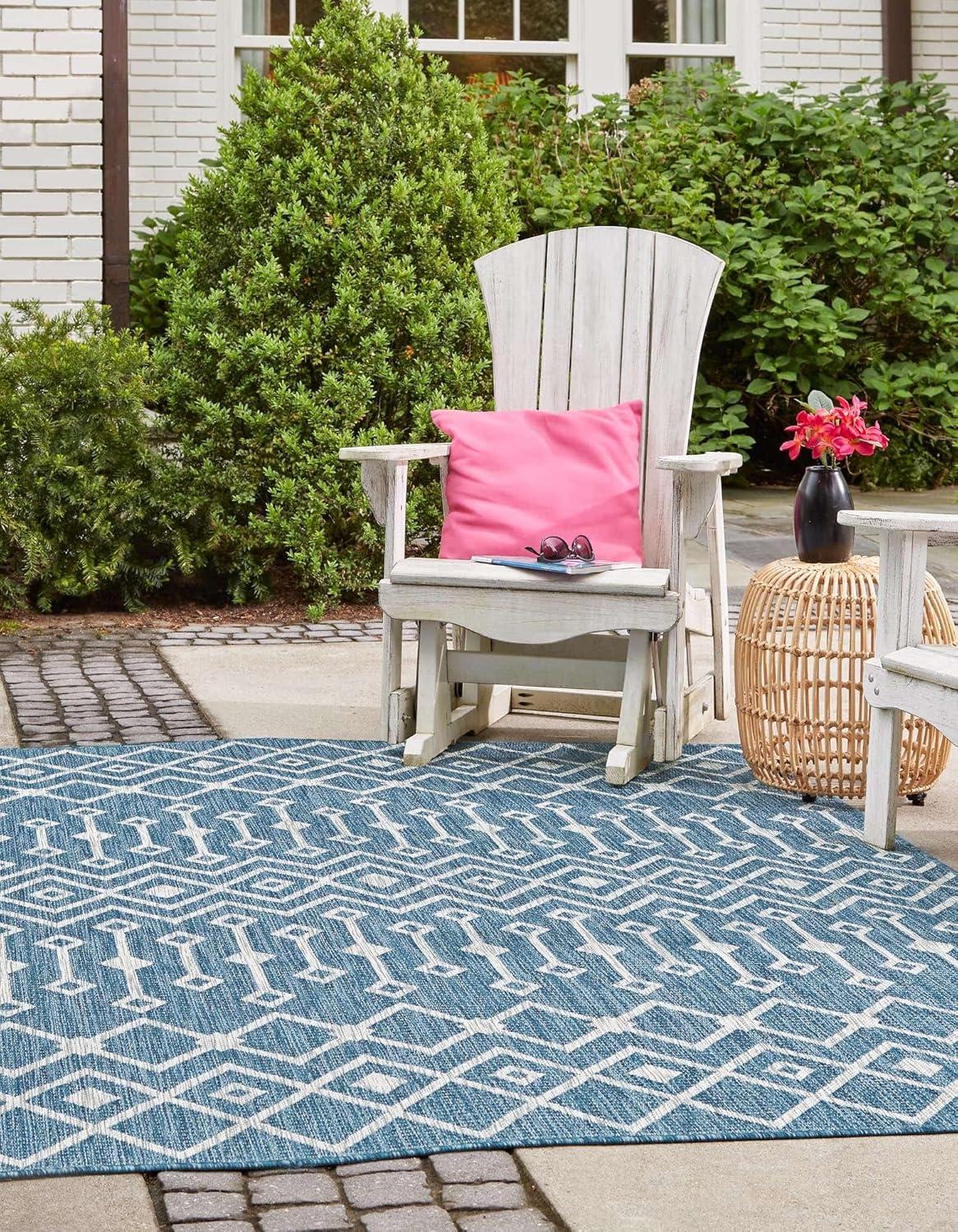 Unique Loom 5' 0 x 5' 0 Square Indoor/Outdoor Trellis Blue Area Rug