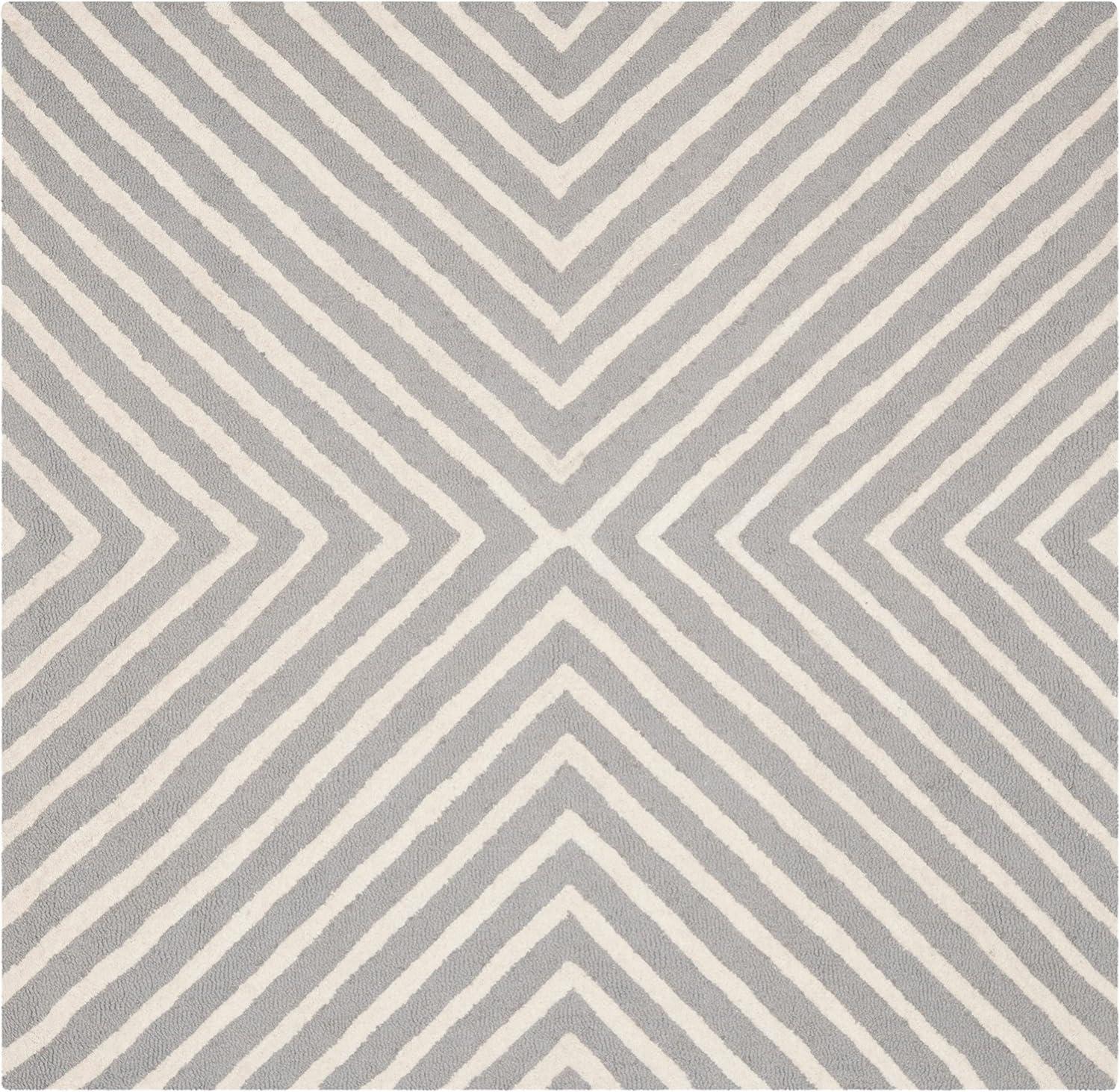 Cambridge CAM129 Hand Tufted Area Rug  - Safavieh