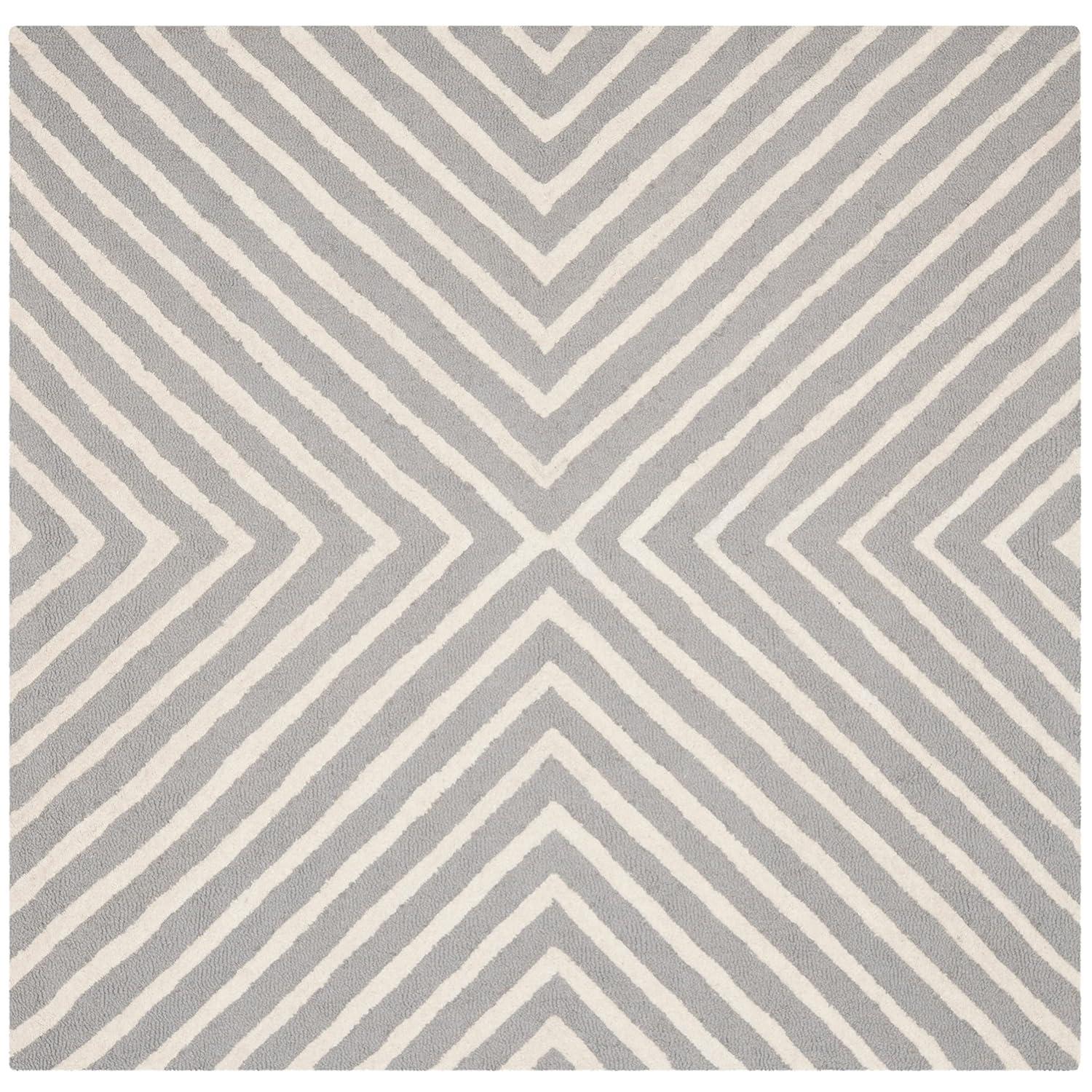 Cambridge CAM129 Hand Tufted Area Rug  - Safavieh