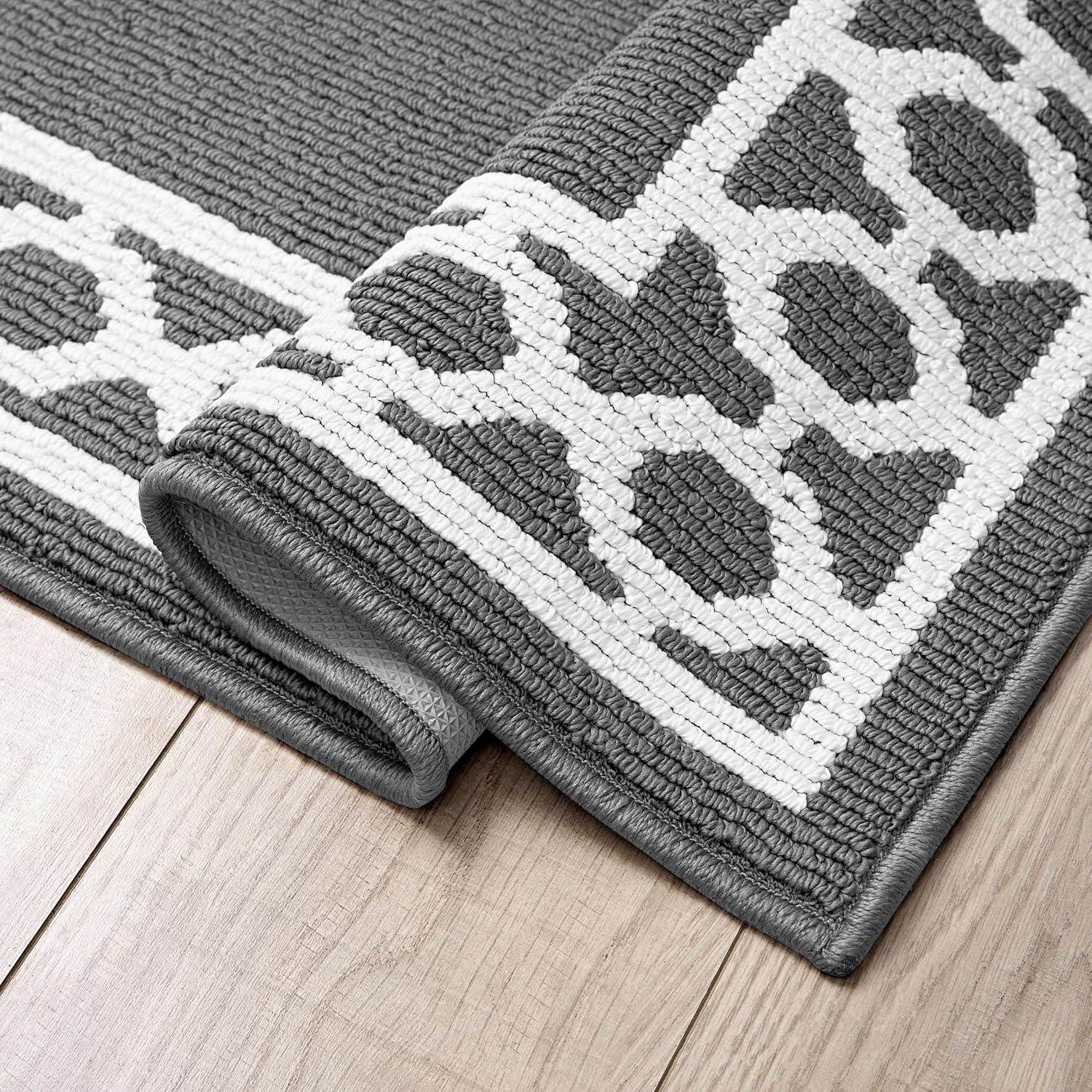 Tufted Performance Trellis Border Runner Rug