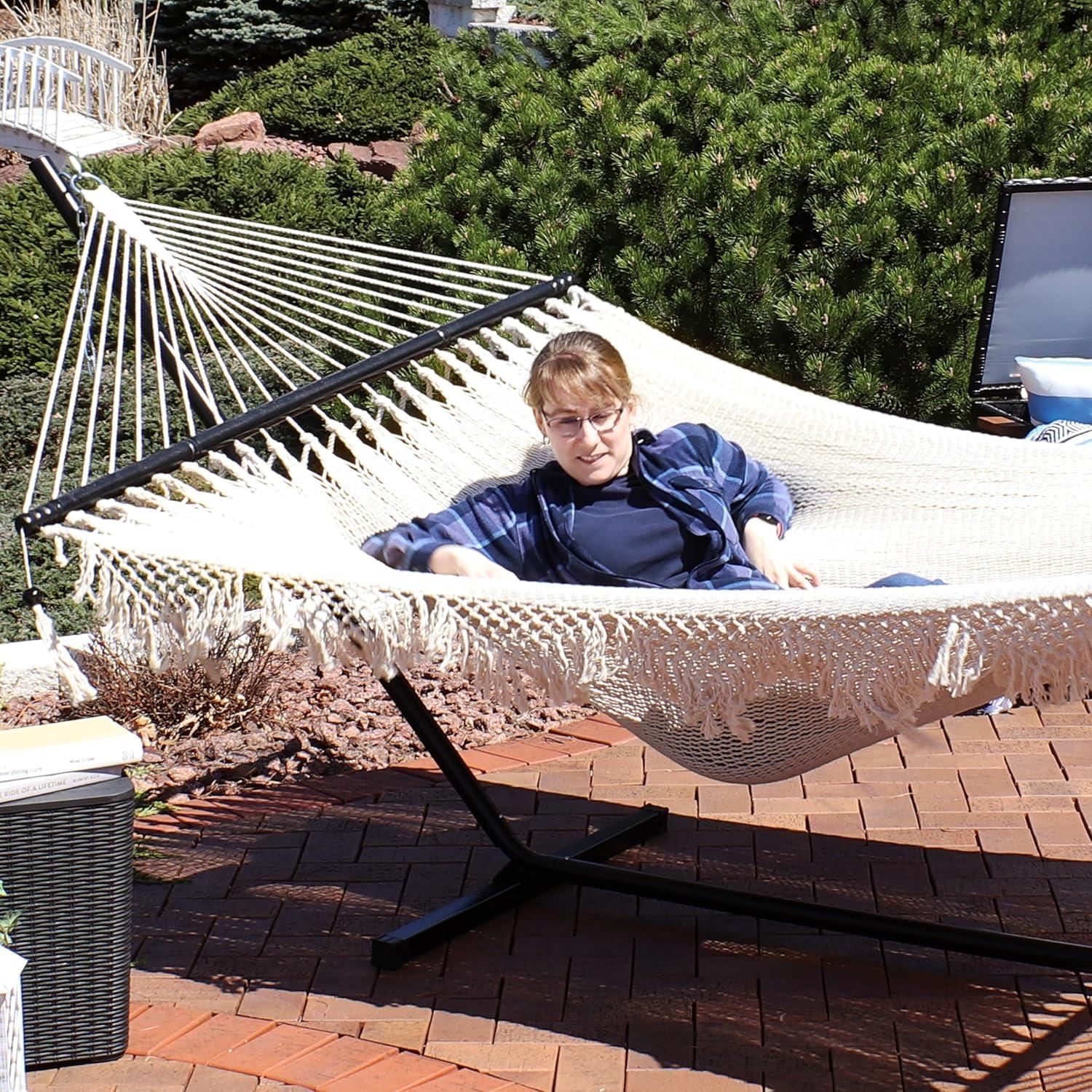 Sunnydaze Heavy-Duty 2-Person Woven Polyester Style Hammock with Crocheted edges and Wooden Spreader Bars - 600 lb Weight Capacity - Natural