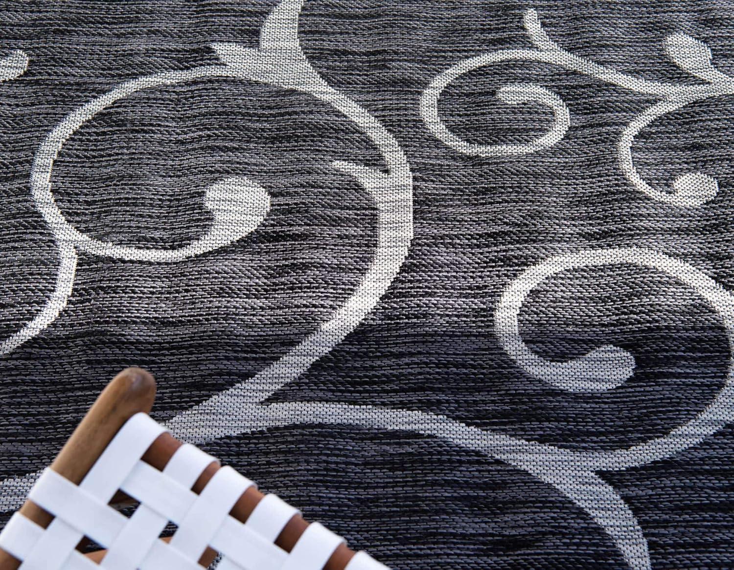 Unique Loom 6' 1 x 9' 0 Rectangle Indoor/Outdoor Botanical Charcoal Gray Area Rug