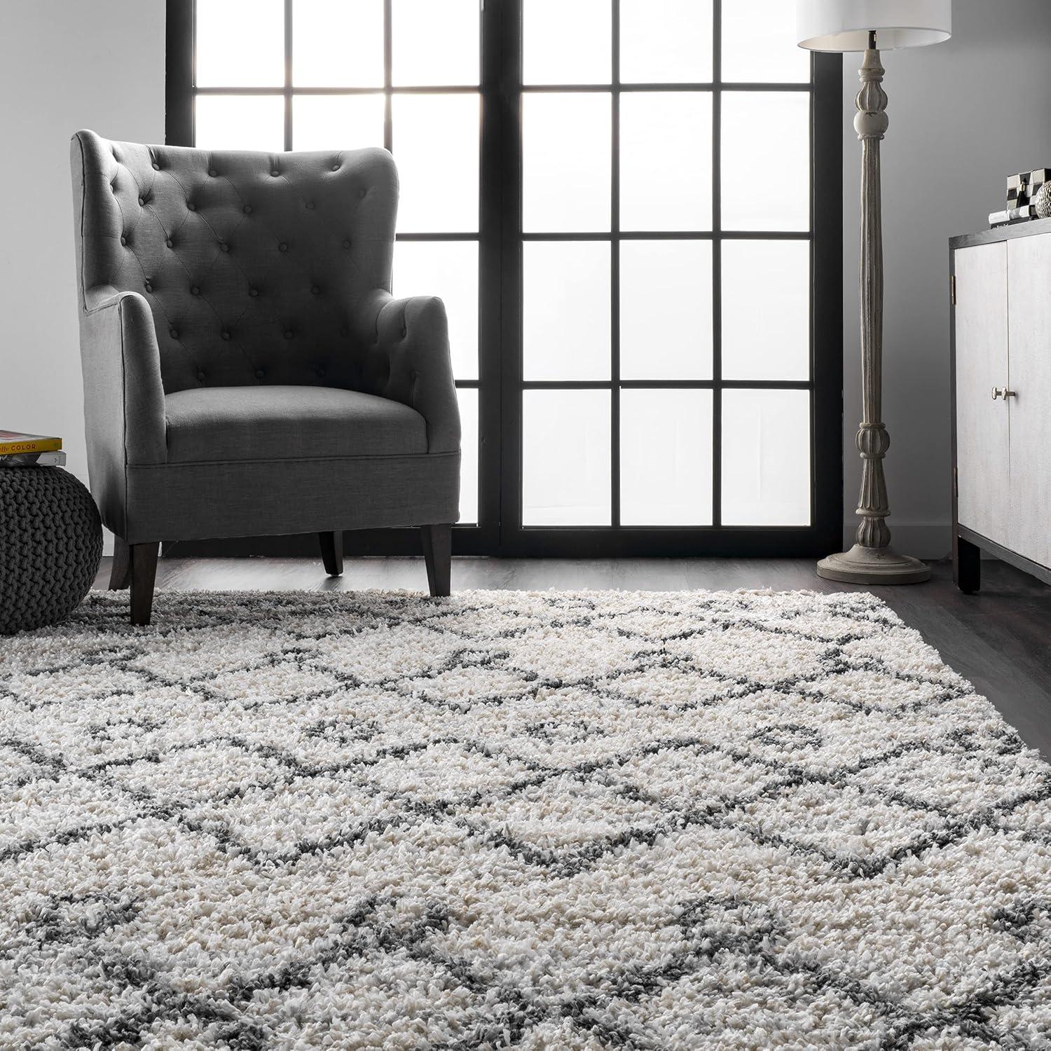 Nuloom Kristi Moroccan 3x5 Accent Shag Indoor Area Rug for Living Room Bedroom Dining Room Nursery Entryway, Grey/Ivory