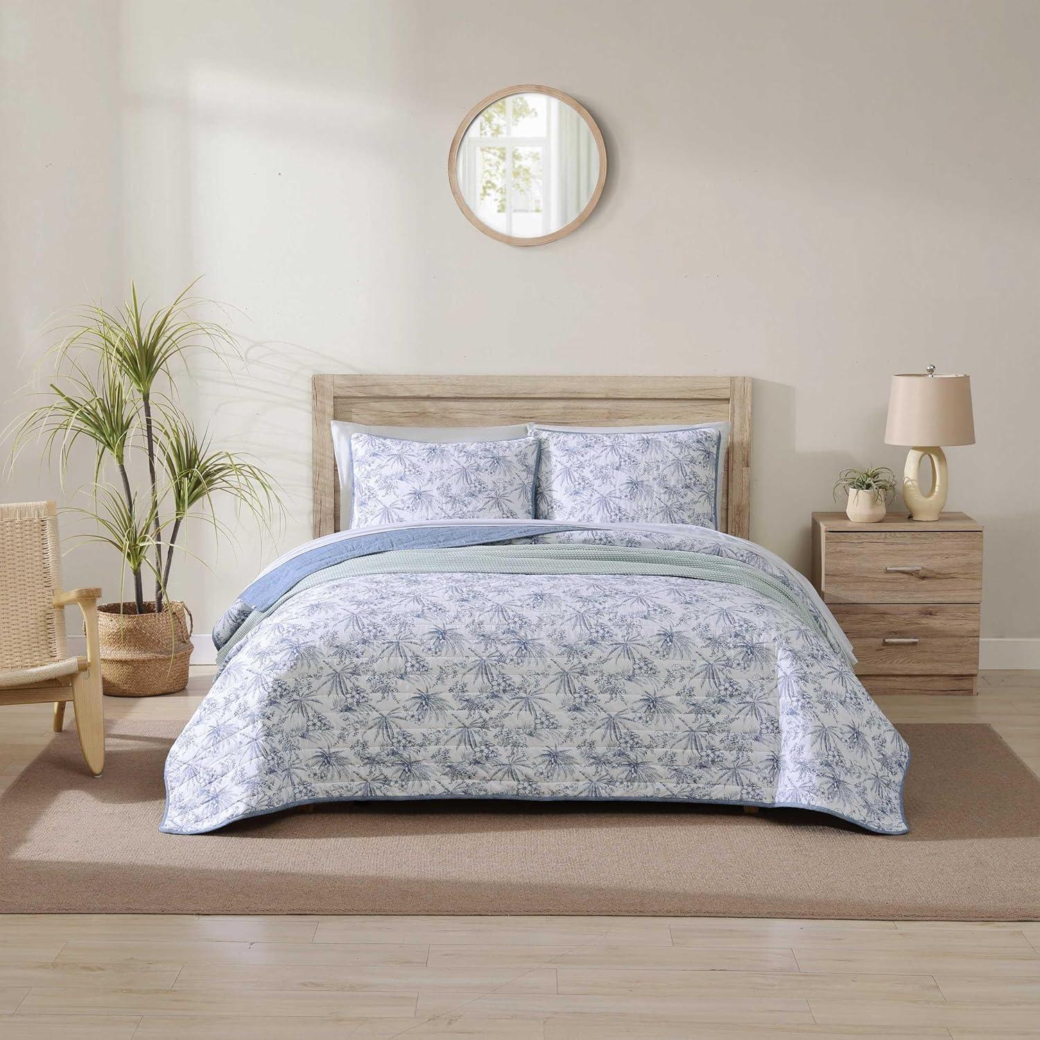 Blue Cotton Twin Reversible Quilt Set with Trim