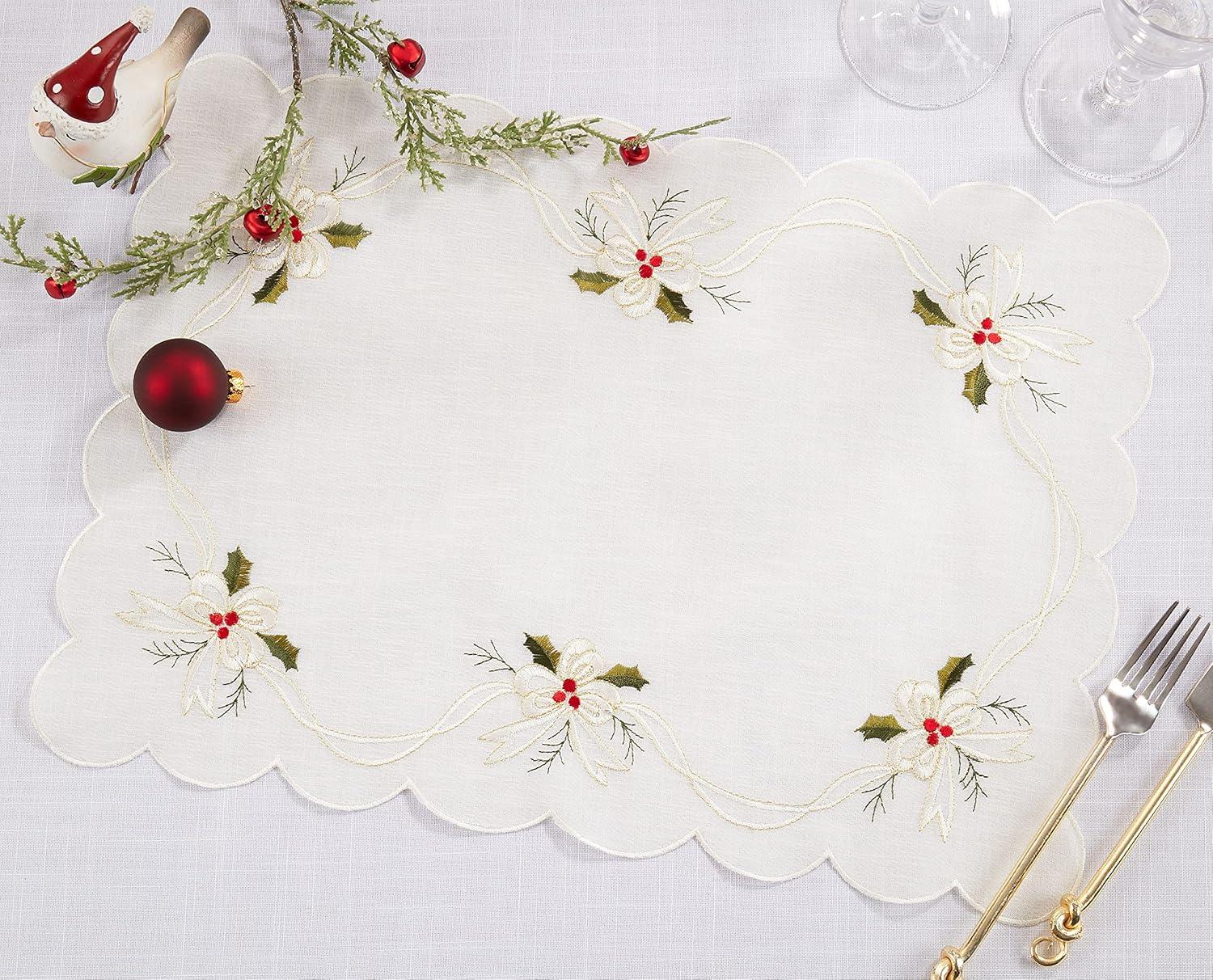 Saro Lifestyle Placemats With Embroidered Holly and Ribbon Design (Set of 4)