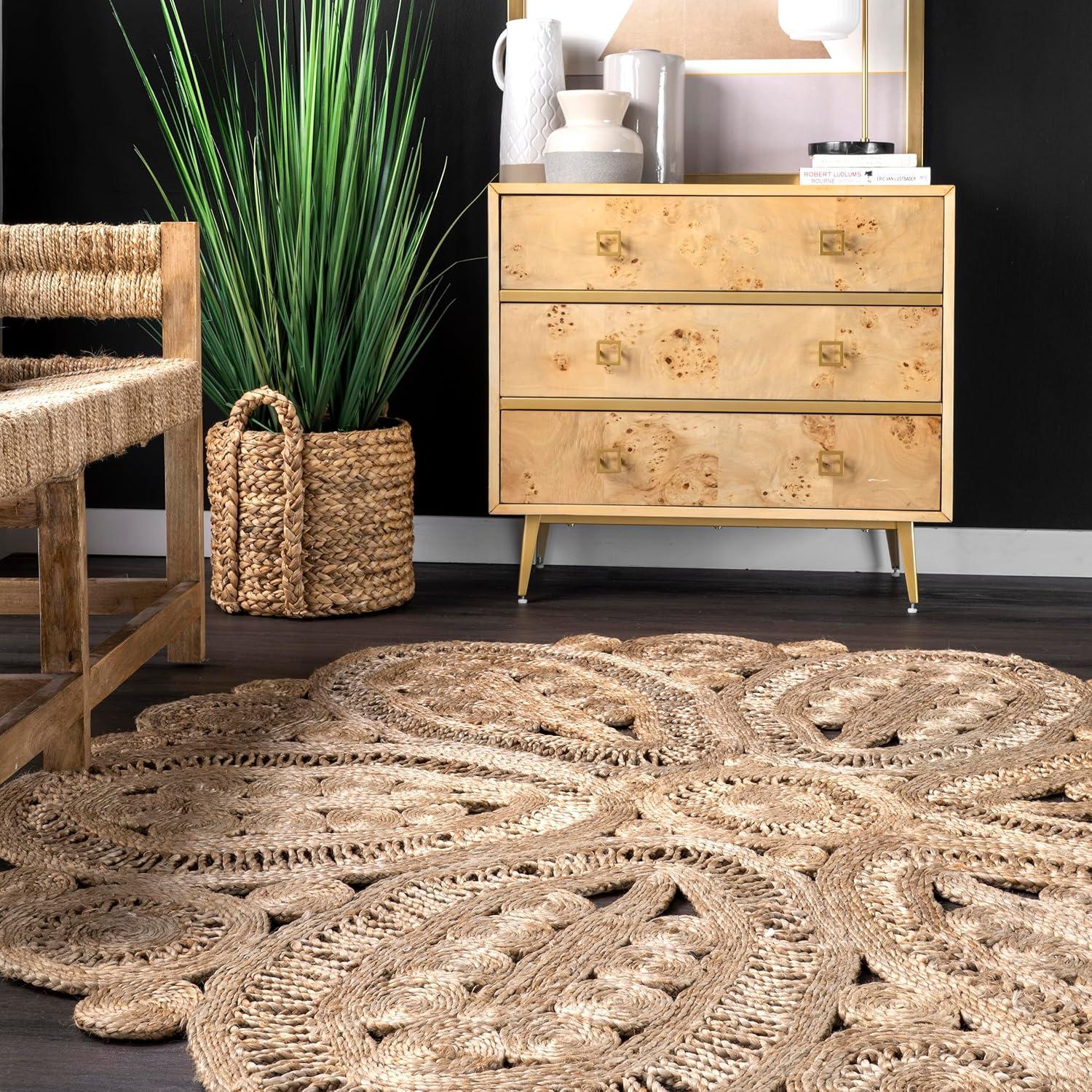 Nuloom Bree Floral Braided Jute Indoor Area Rug