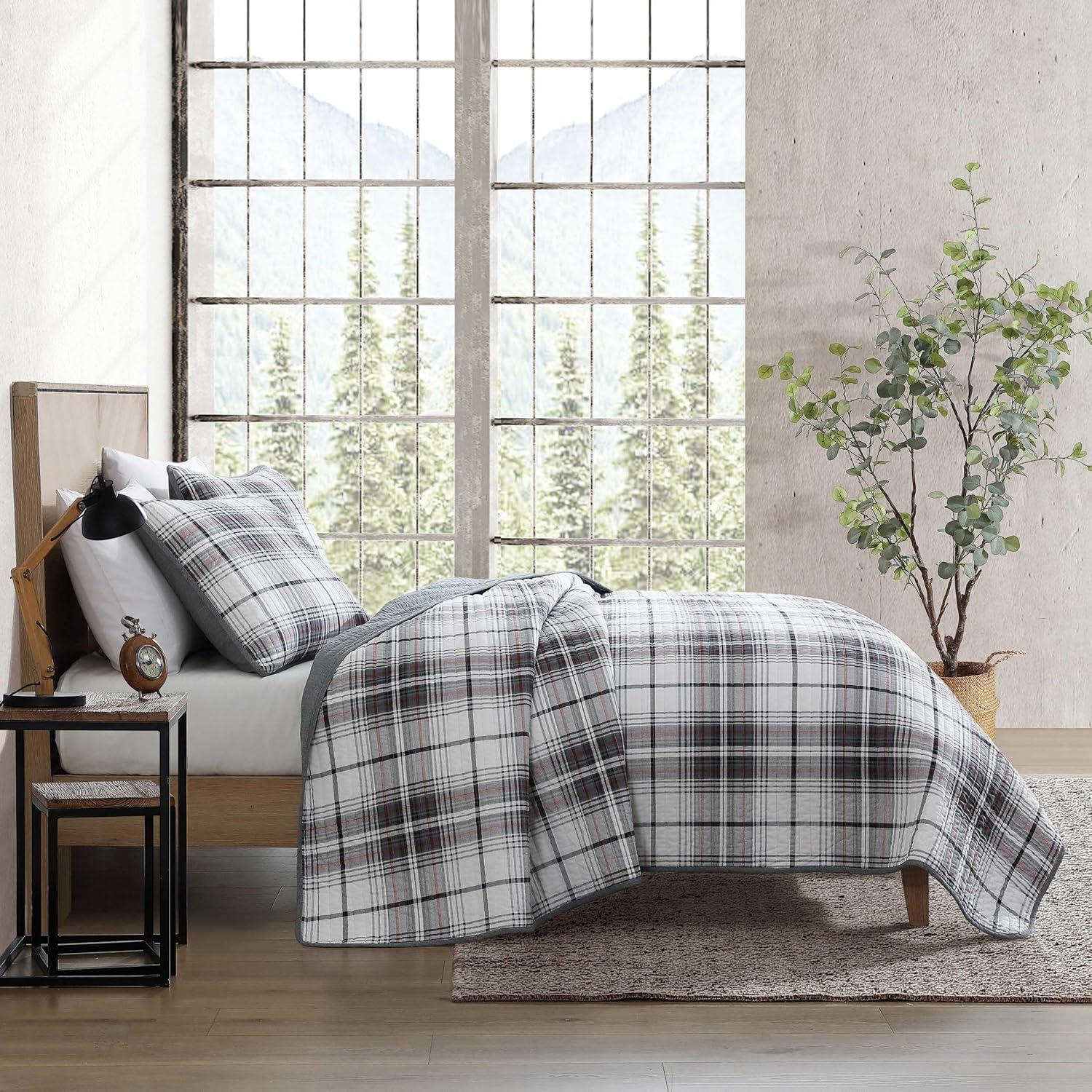 Eddie Bauer - Twin Quilt Set, Reversible Cotton Bedding with Matching Sham, Plaid Home Decor for All Seasons (Alder Plaid Grey, Twin)