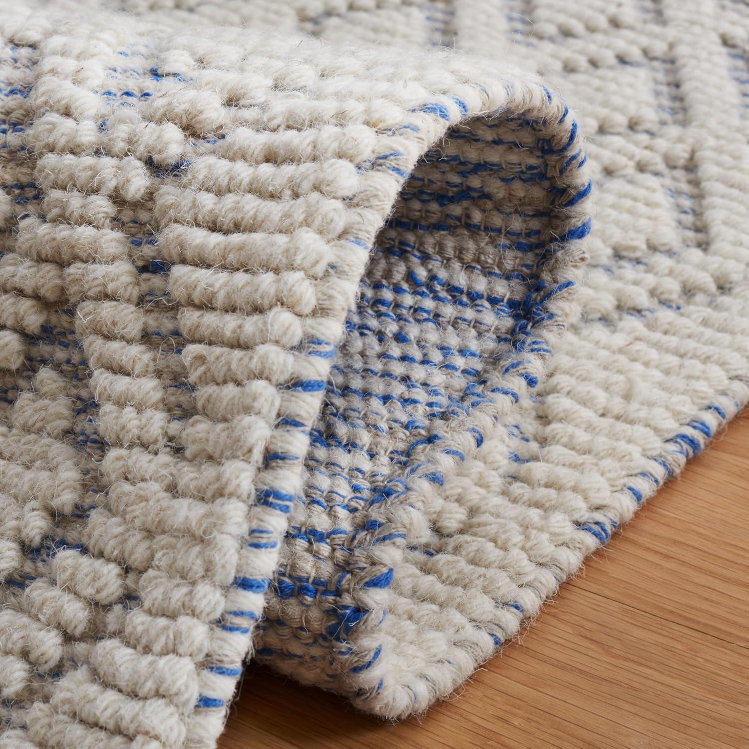 Vermont VRM304 Hand Woven Indoor Area Rug - Ivory/Light Blue - 4'x6' - Safavieh