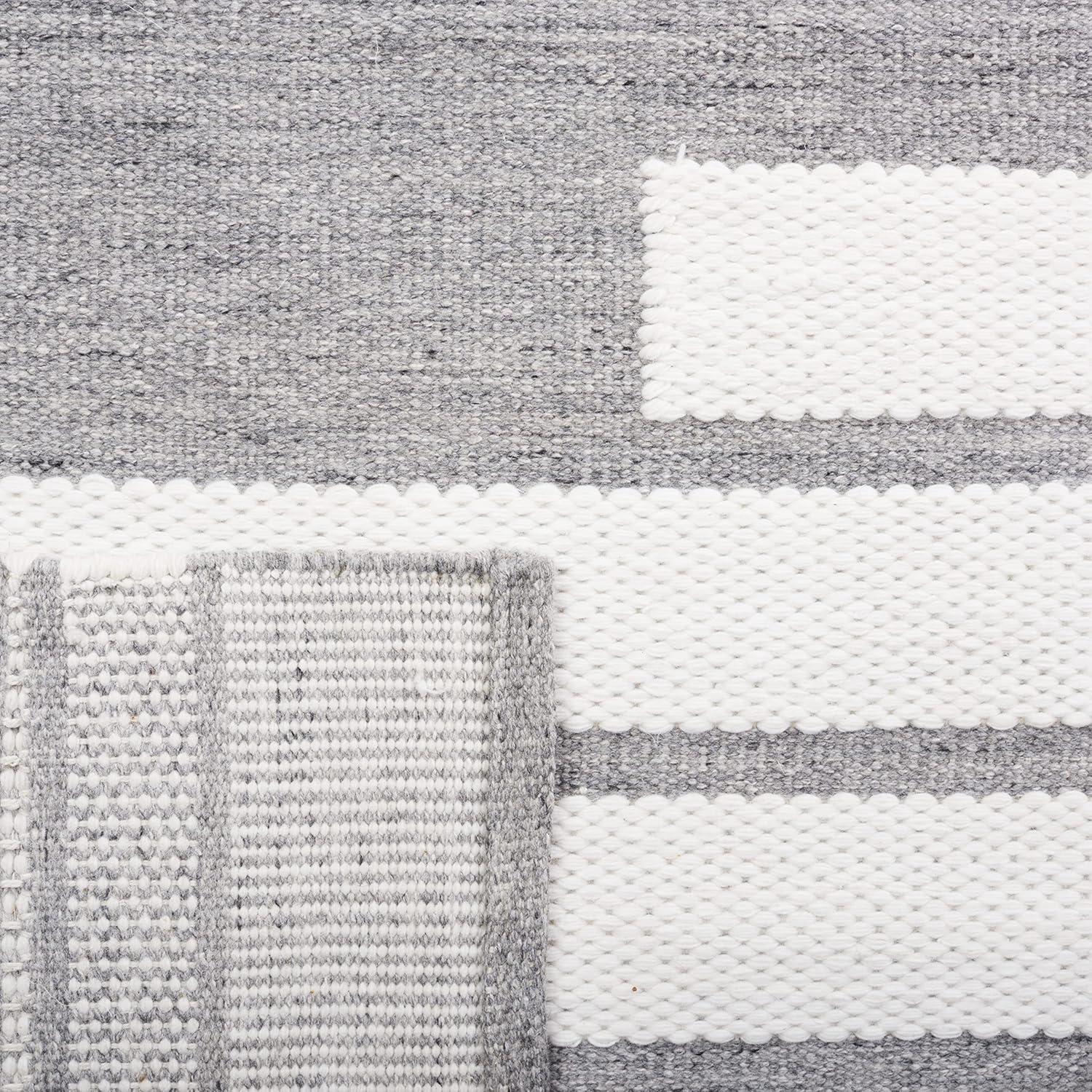 Safavieh Kilim Hand Woven Performance Striped Rug