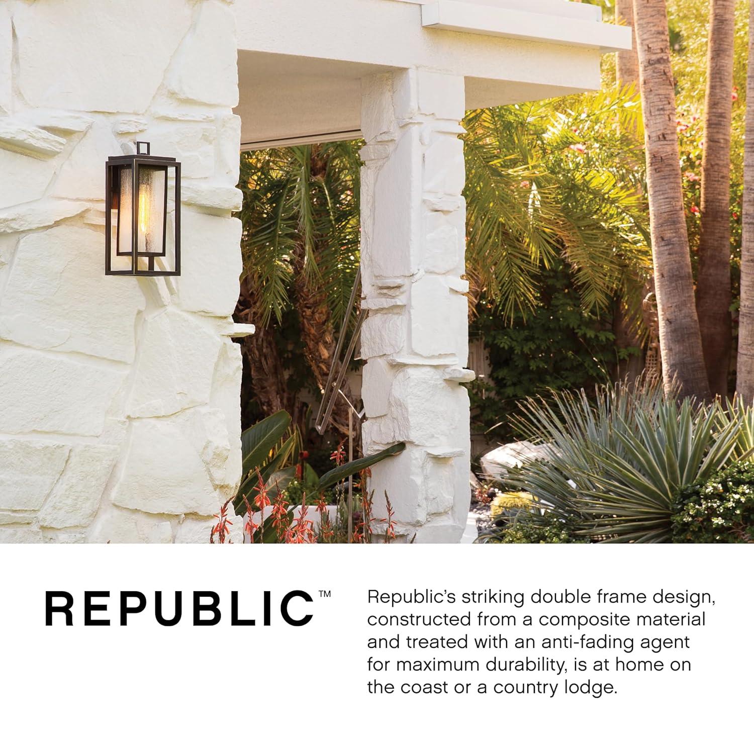 Hinkley Lighting - Republic - 1 Light Large Outdoor Wall Lantern in Transitional
