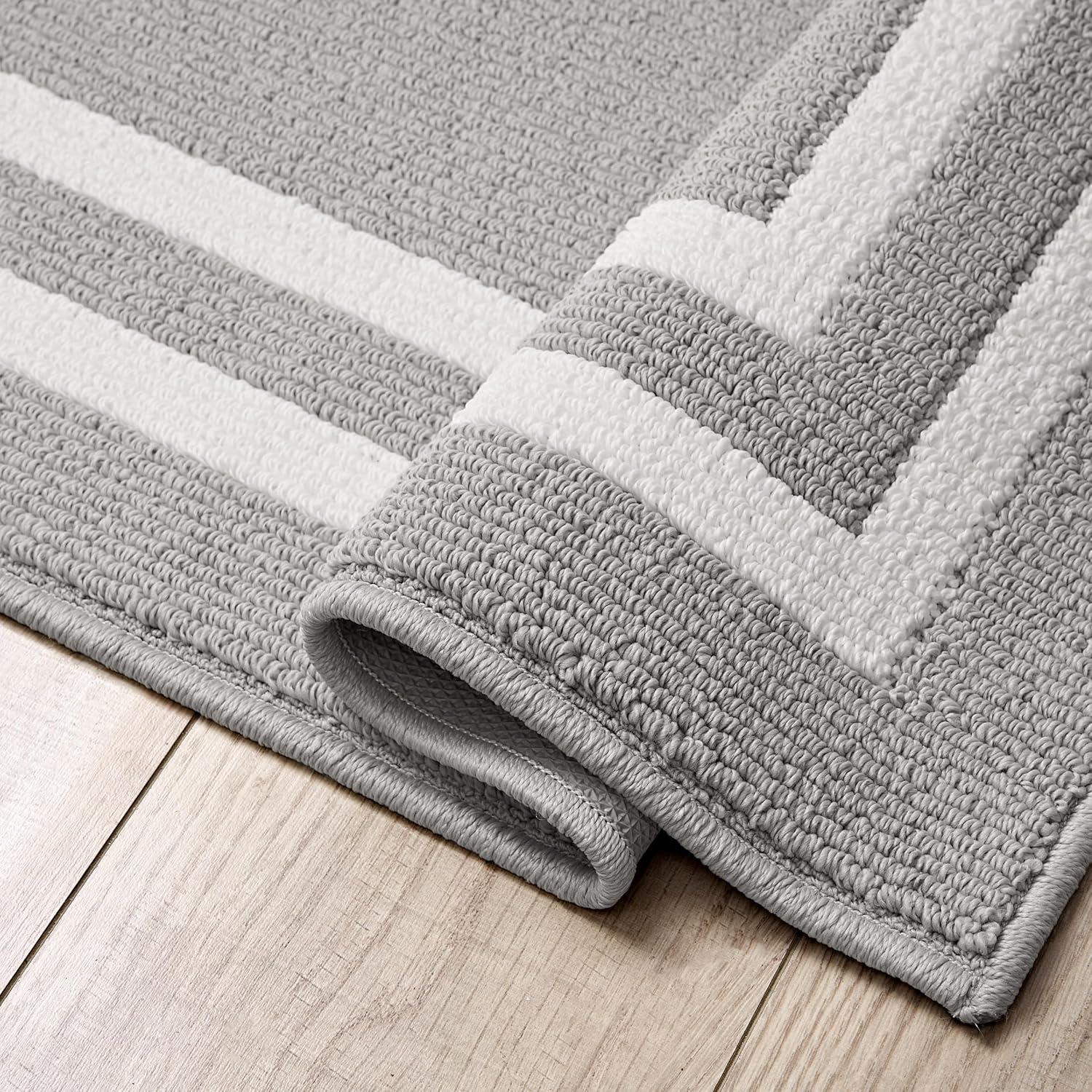 Double Border Machine Tufted Performance Light Gray/White Rug