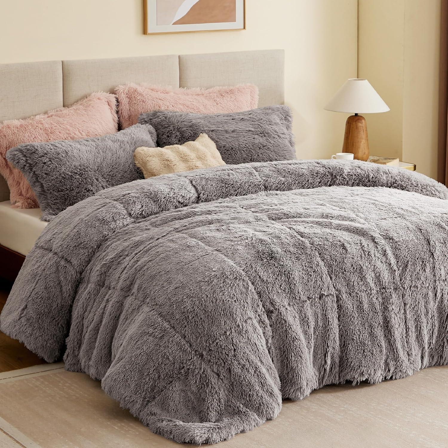 Malea Shaggy Faux Fur Comforter Mini Set