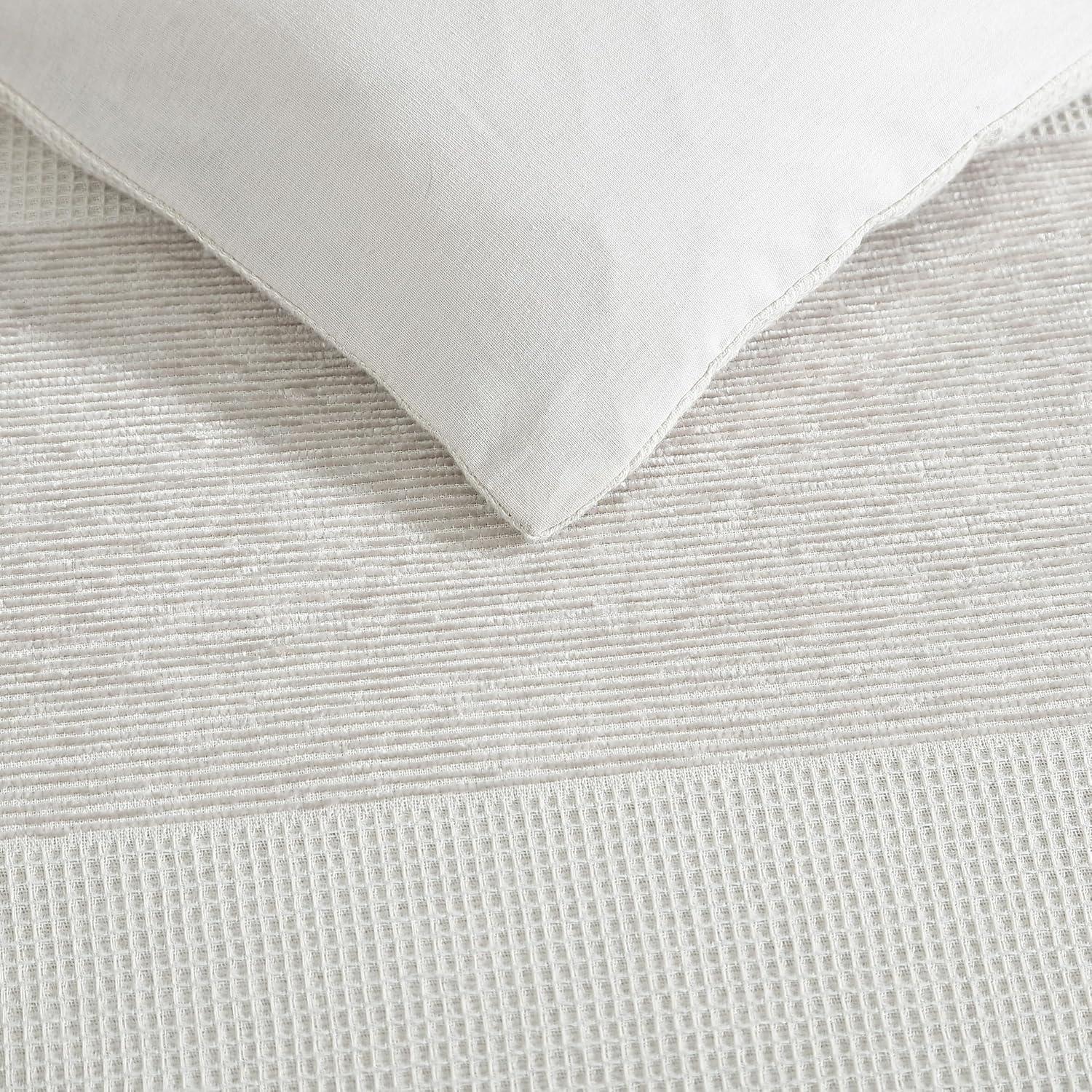 Vera Wang Vera Wang Chenille Waffle Stripe Beige