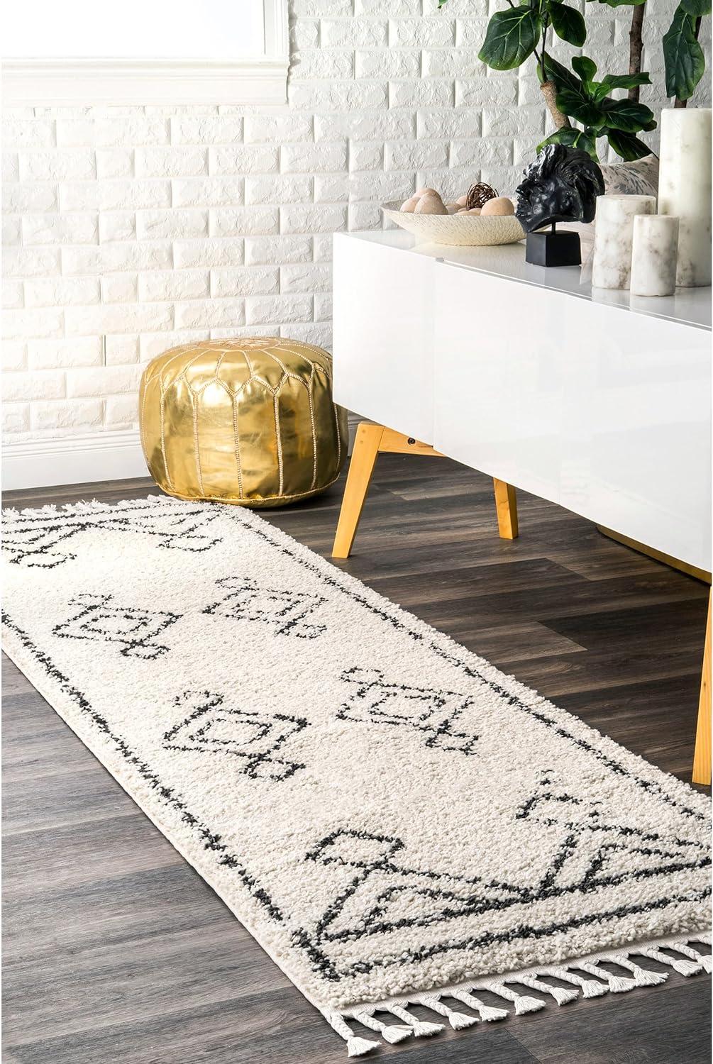 Off-White Moroccan Diamond Tassel Shag Runner Rug