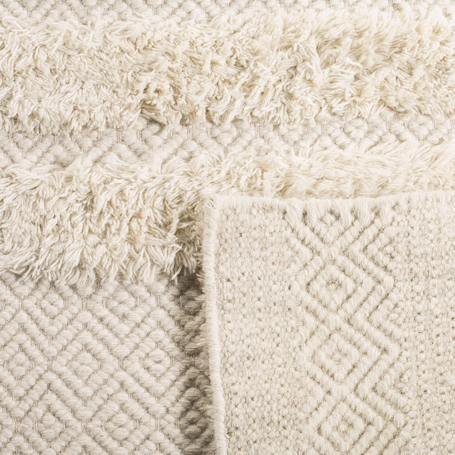 Kenya KNY951 Hand Knotted Accent Rug - Ivory - 3'x5' - Safavieh
