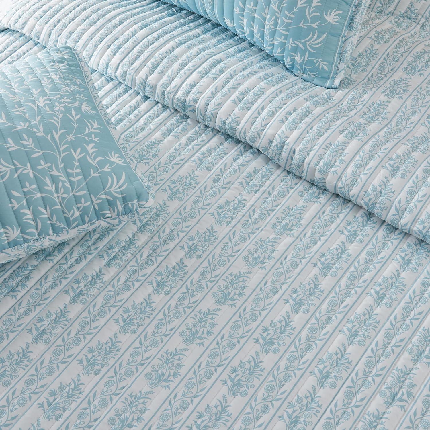 FreshFolds Bright & Colorful Tiny Floral Quilt Set with Shams