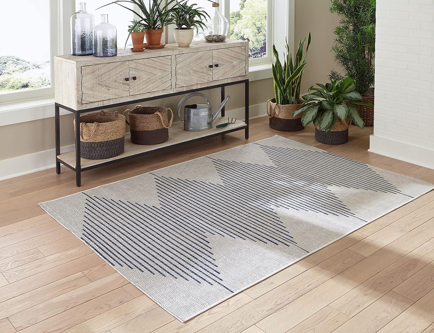 Blue and White Geometric Synthetic Small Rug