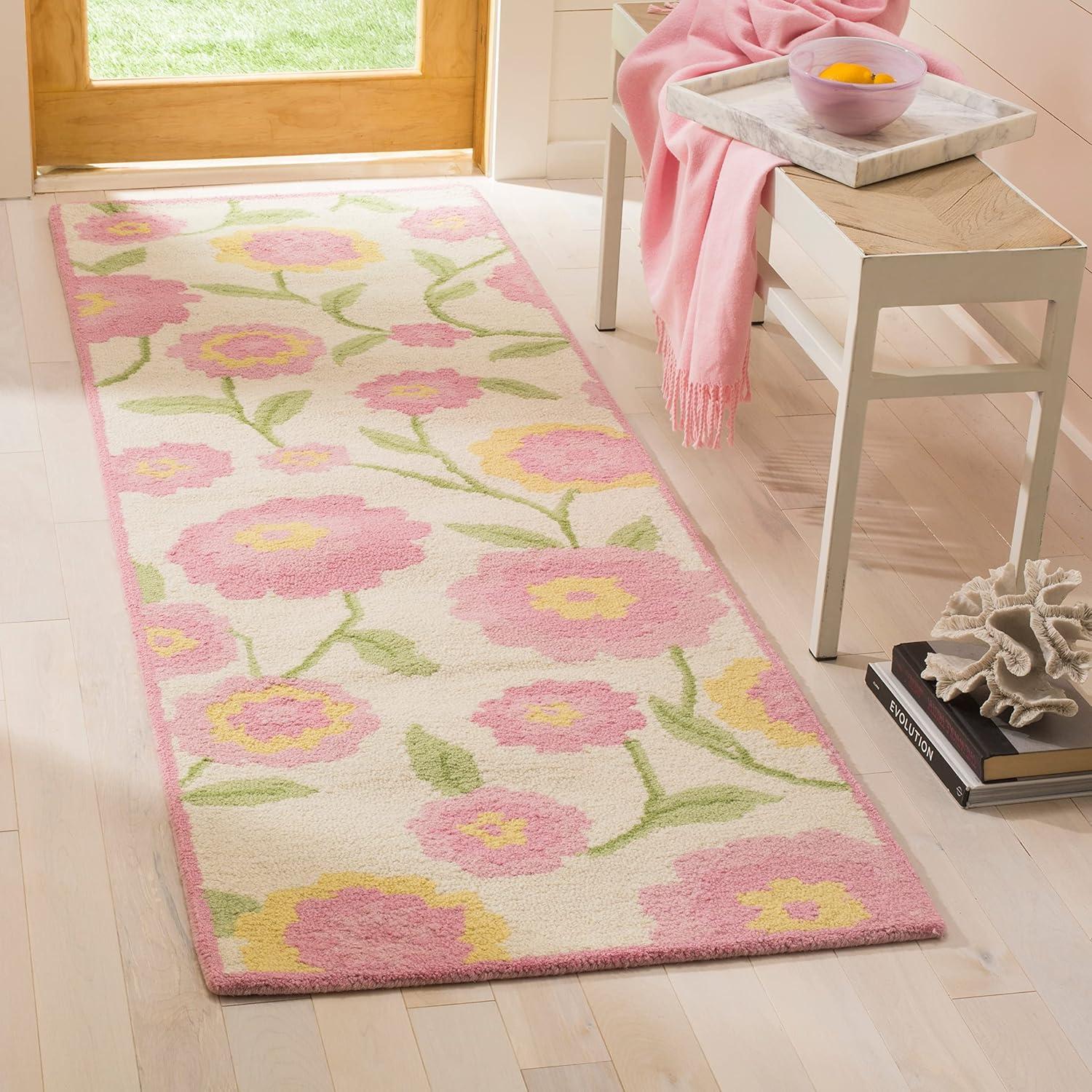 SAFAVIEH Kids Ethelinda Floral Area Rug, Ivory/Pink, 2' x 3'