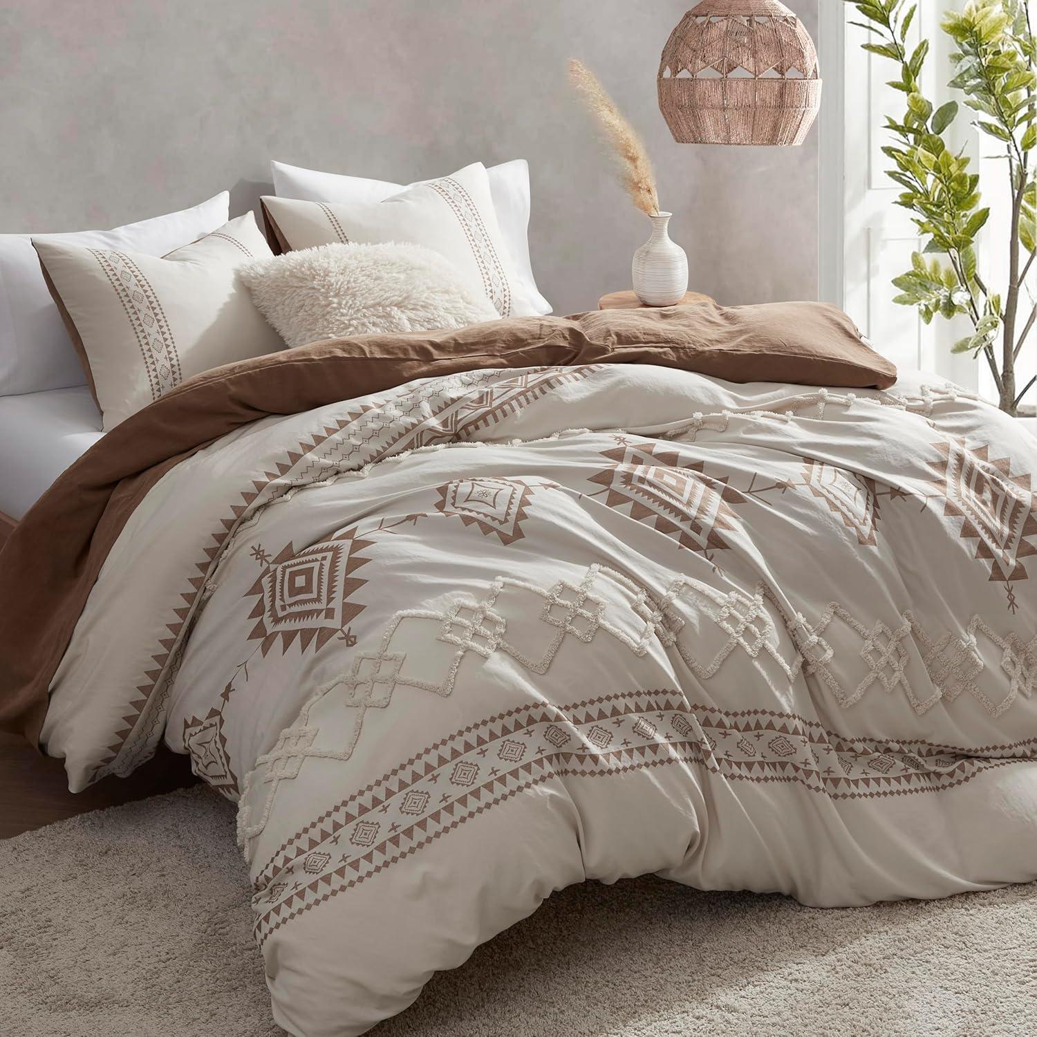 Oli Anderson Boho Duvet Cover Set Queen Size, Beige and Terracotta Color Clash 3 Pieces Microfiber Bedding Set, Durable and Super Soft Duvet Covers with Zipper and Ties, 90"*90"