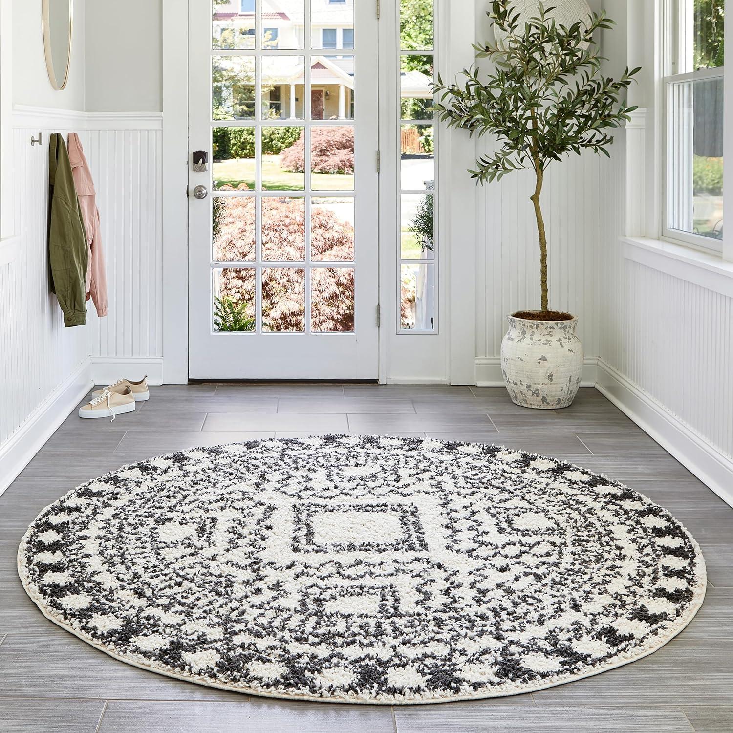 Nuloom Vasiliki Geometric 6 Round Shag Indoor Area Rug for Living Room Bedroom Dining Room Nursery, Off White/Charcoal