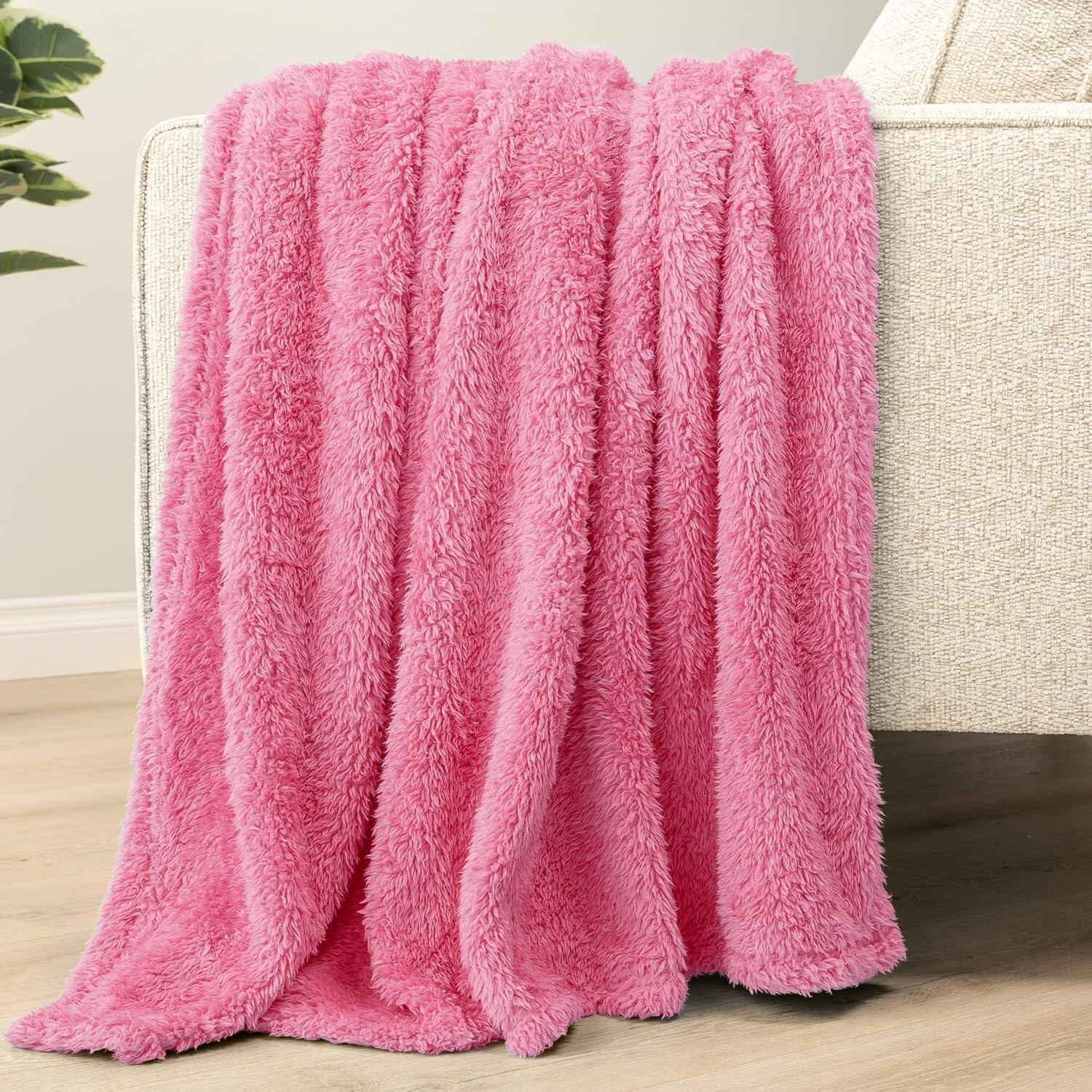 PAVILIA Plush Throw Blanket for Couch Bed, Faux Shearling Blanket and Throw for Sofa Home Decor