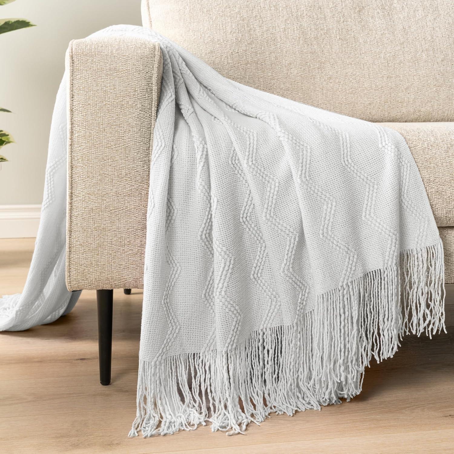Pavilia Throw Blanket