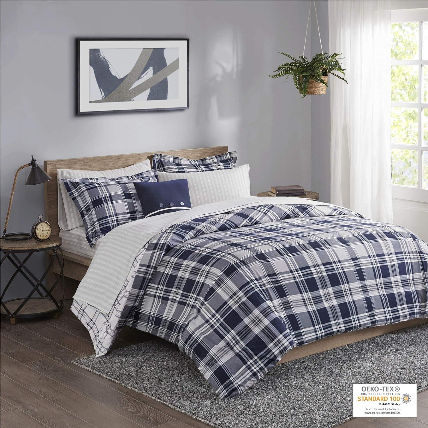 Reversible Comforter Set with Bed Sheets