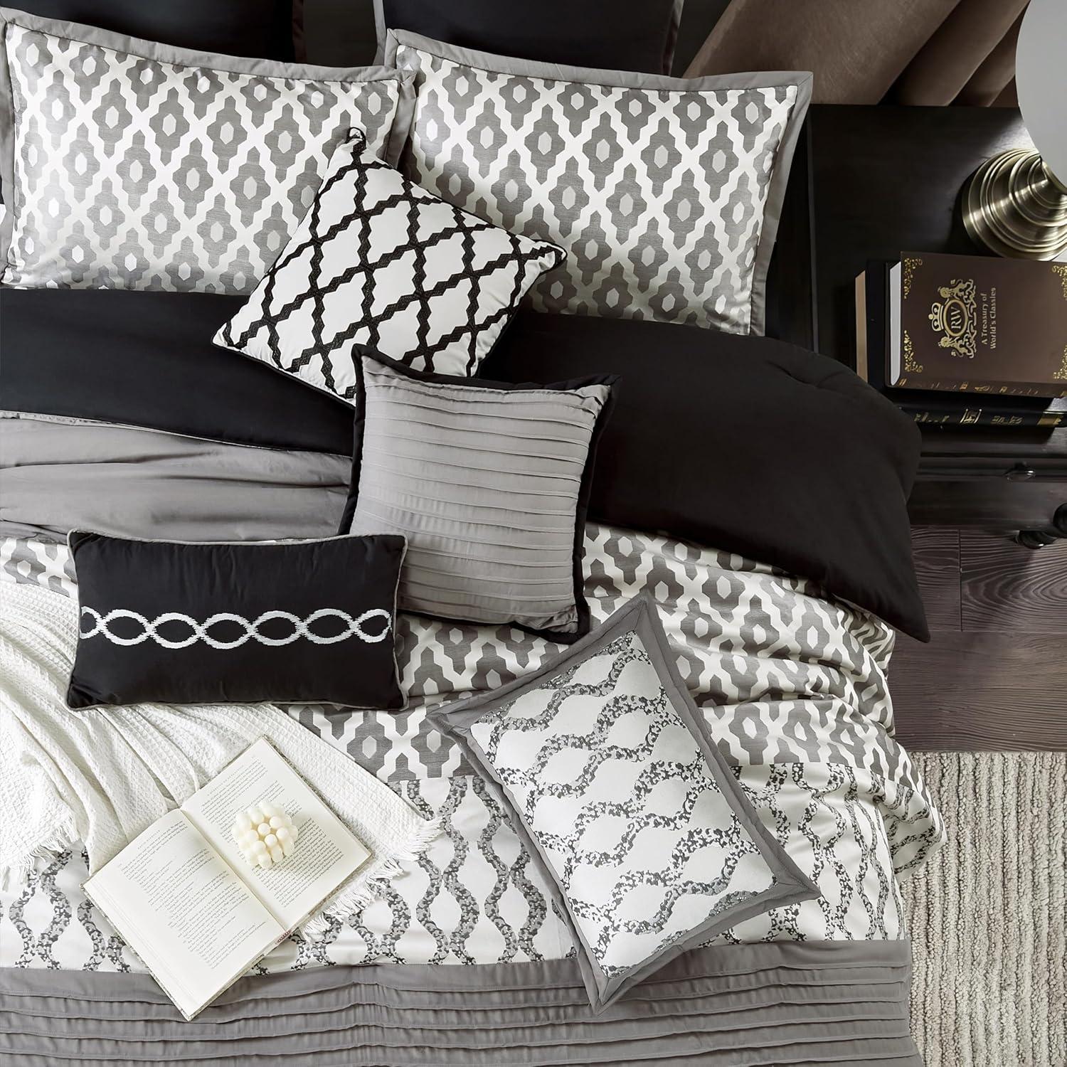 Nanshing America, Inc Angellyna 10 Piece Medallion Print Comforter Set