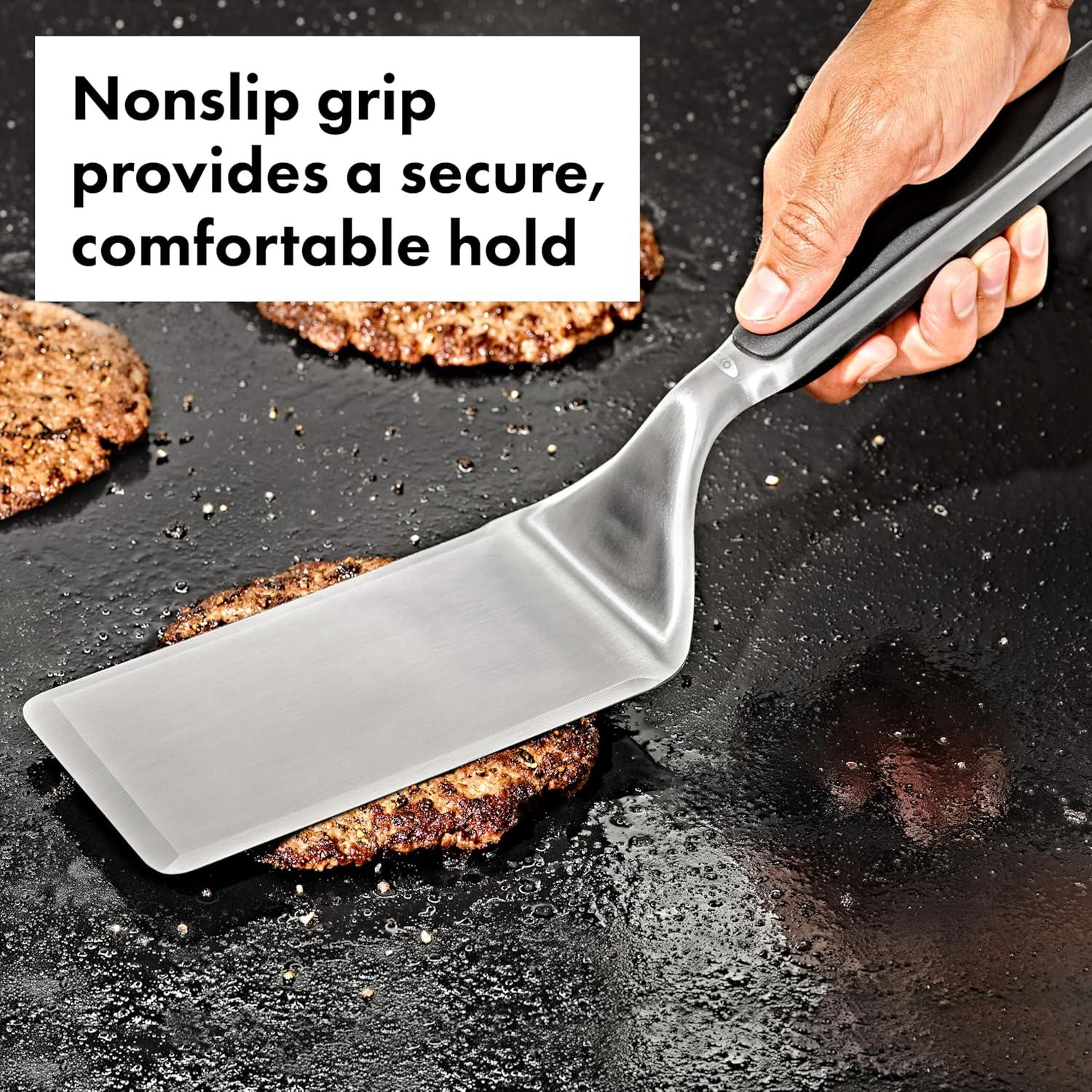 OXO Good Grips Large Griddle Turner – Durable Stainless Steel Griddle Turner with Beveled Head and Nonslip Grip for Indoor or Outdoor Griddle, Griddle Accessories, BBQ Accessories