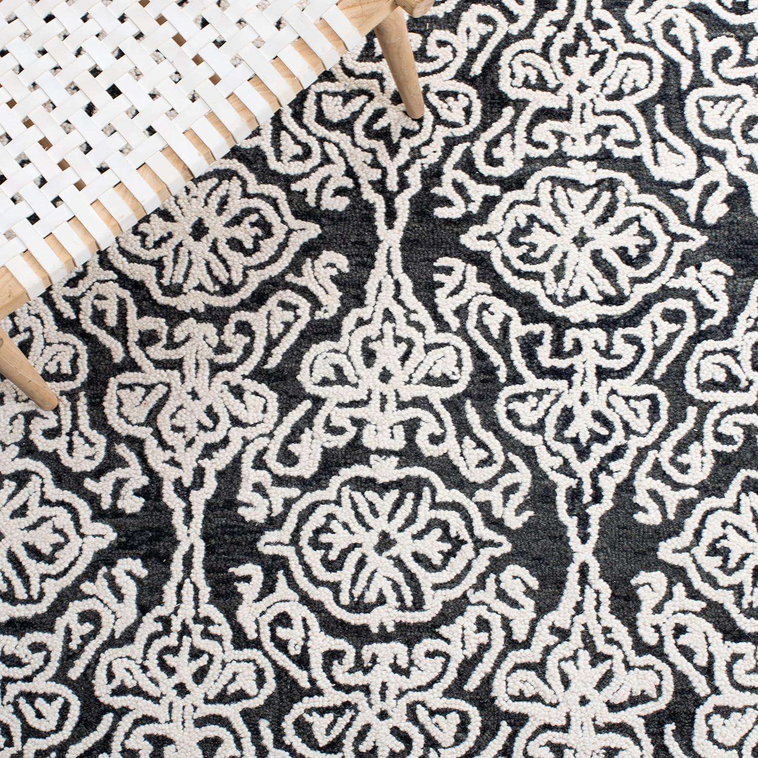 Blossom BLM112 Hand Tufted Indoor Area Rug - Silver/Ivory - 8'x10' - Safavieh