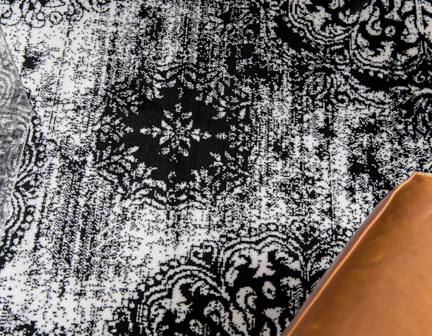 Unique Loom 4' 0 x 6' 0 Sofia Grand Black Area Rug