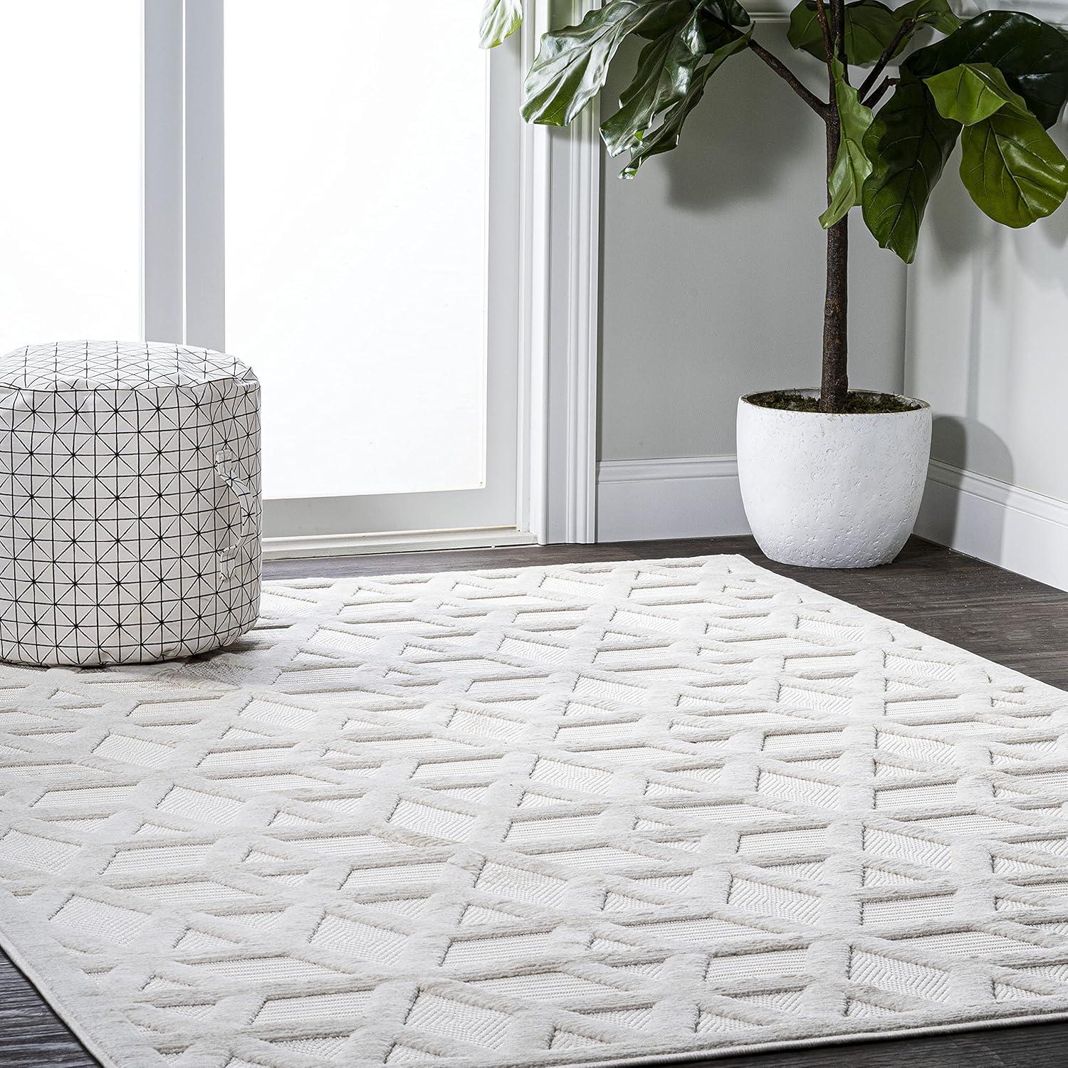 Moorish Elegance Ivory Geometric 3x5 Synthetic Area Rug