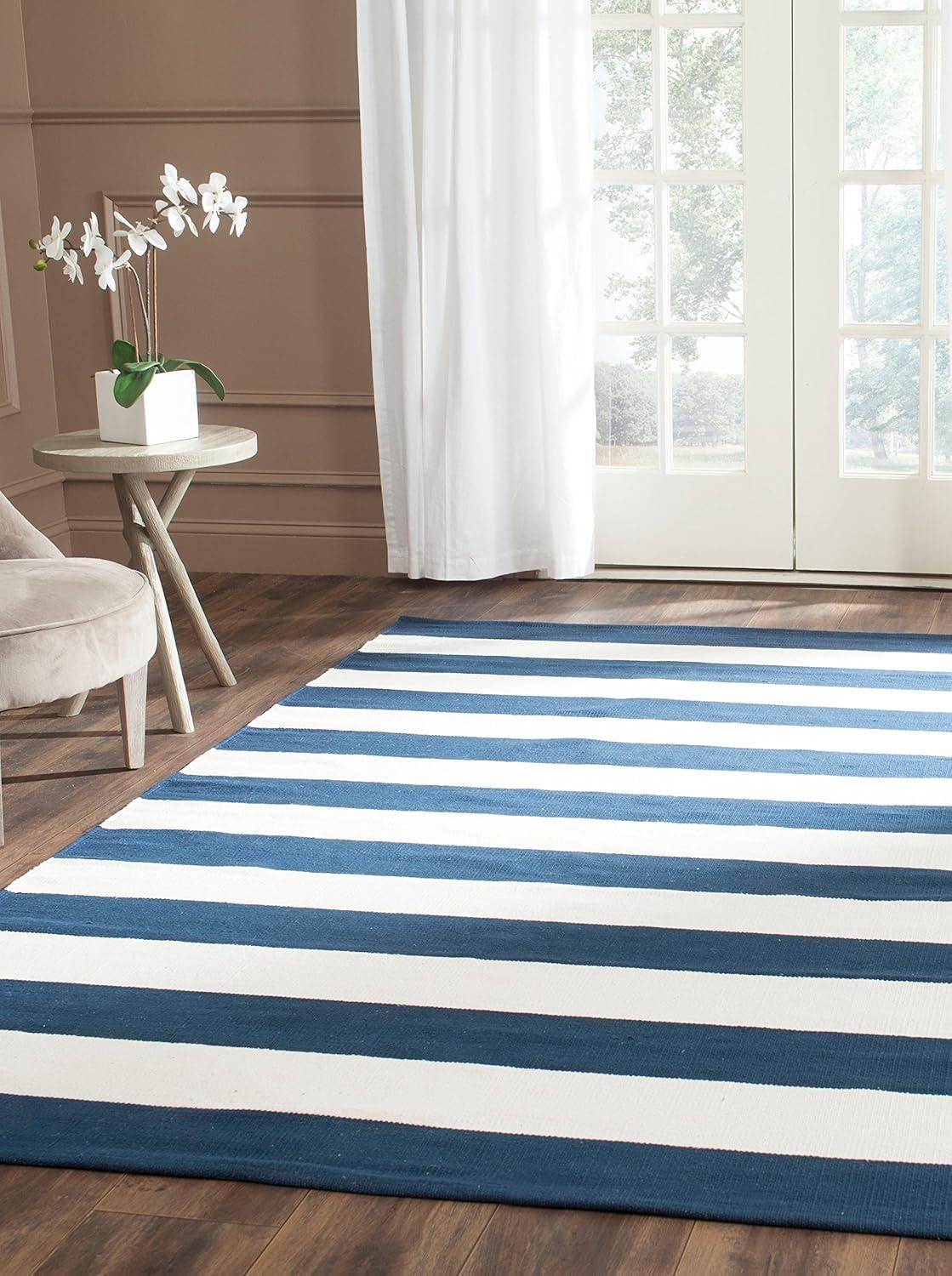 Montauk MTK712 Hand Woven Indoor Area Rug - Navy/Ivory - 5'x8' - Safavieh