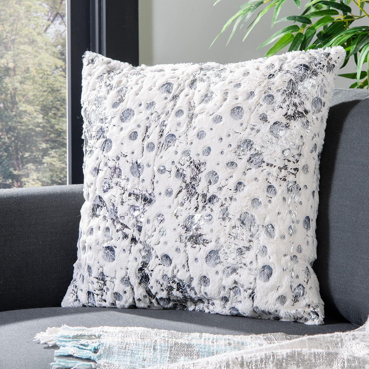 Safavieh Oscar Reversible Throw Pillow (Set of 2)